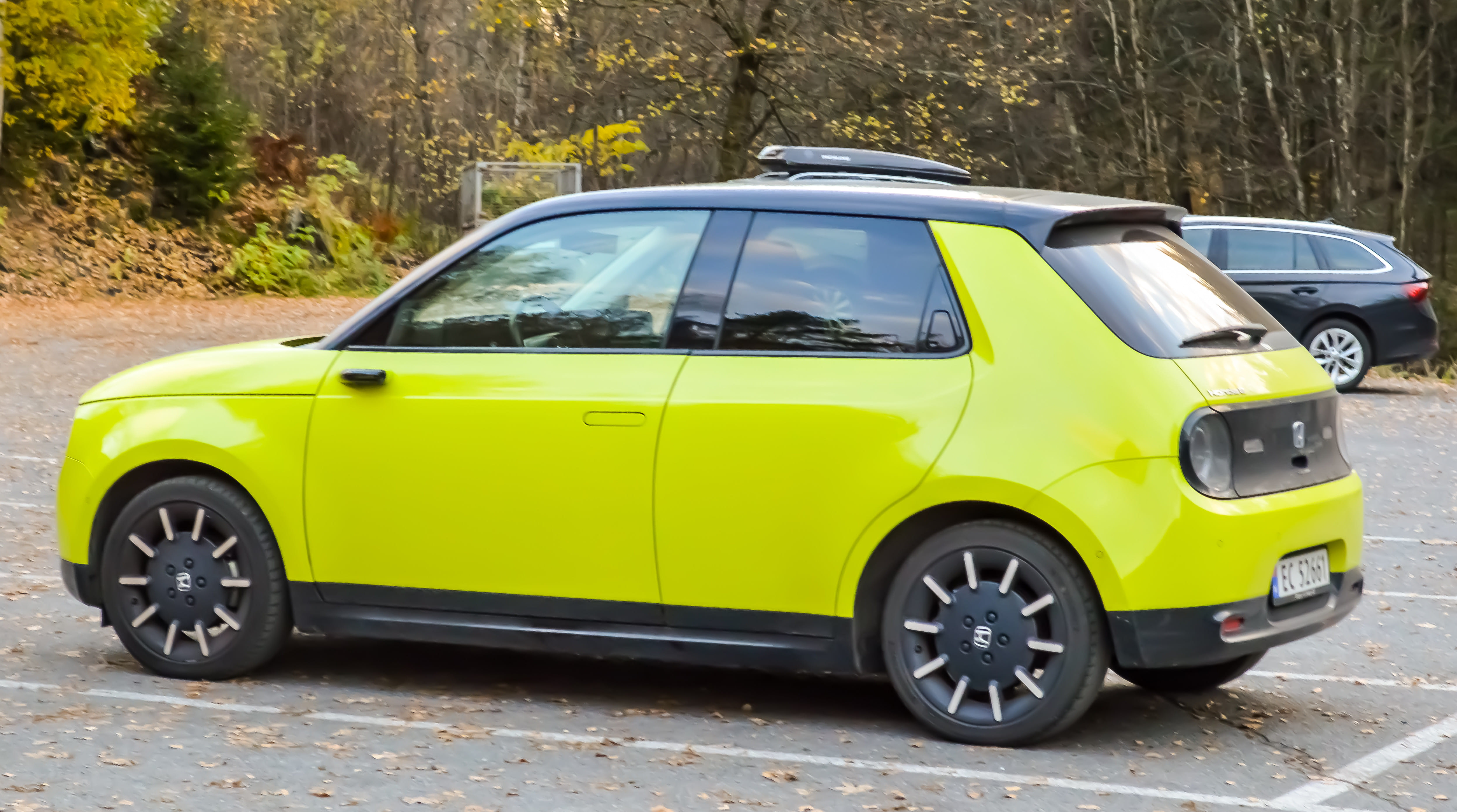 Honda E (Electric) med Ryggekamera