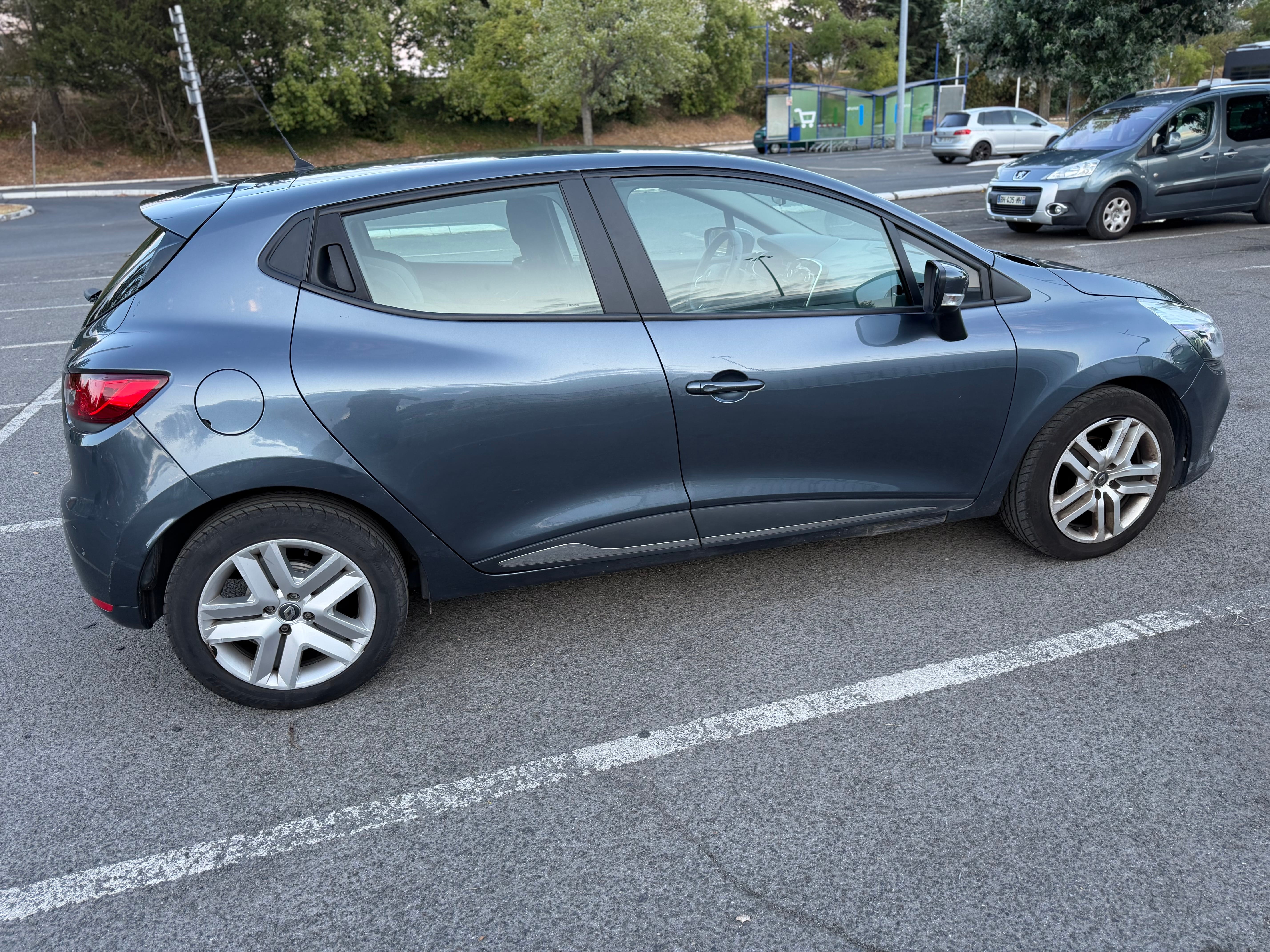 Renault Clio 0.9 tce avec Régulateur de vitesse