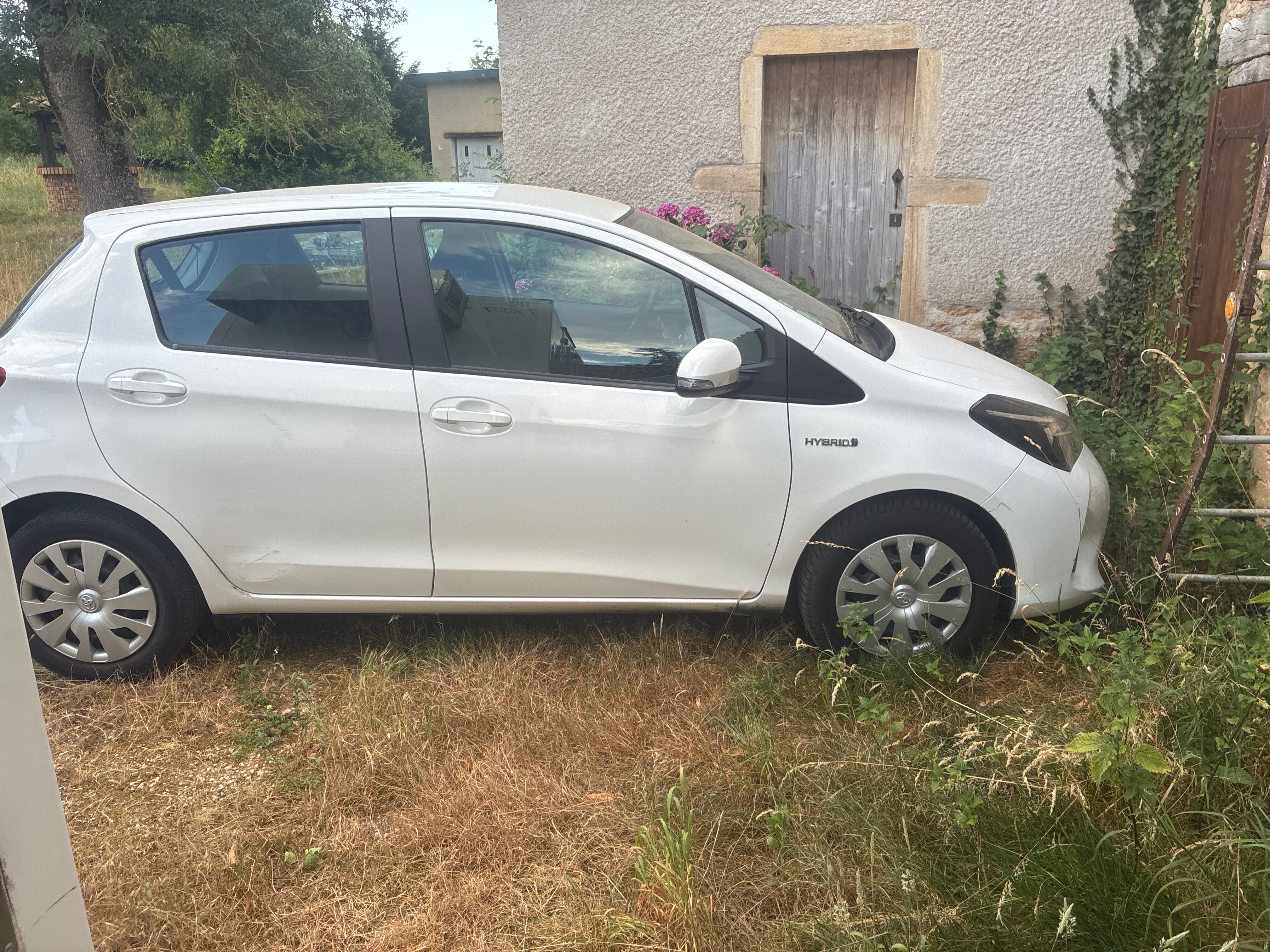 Toyota Yaris Hybride avec Climatisation