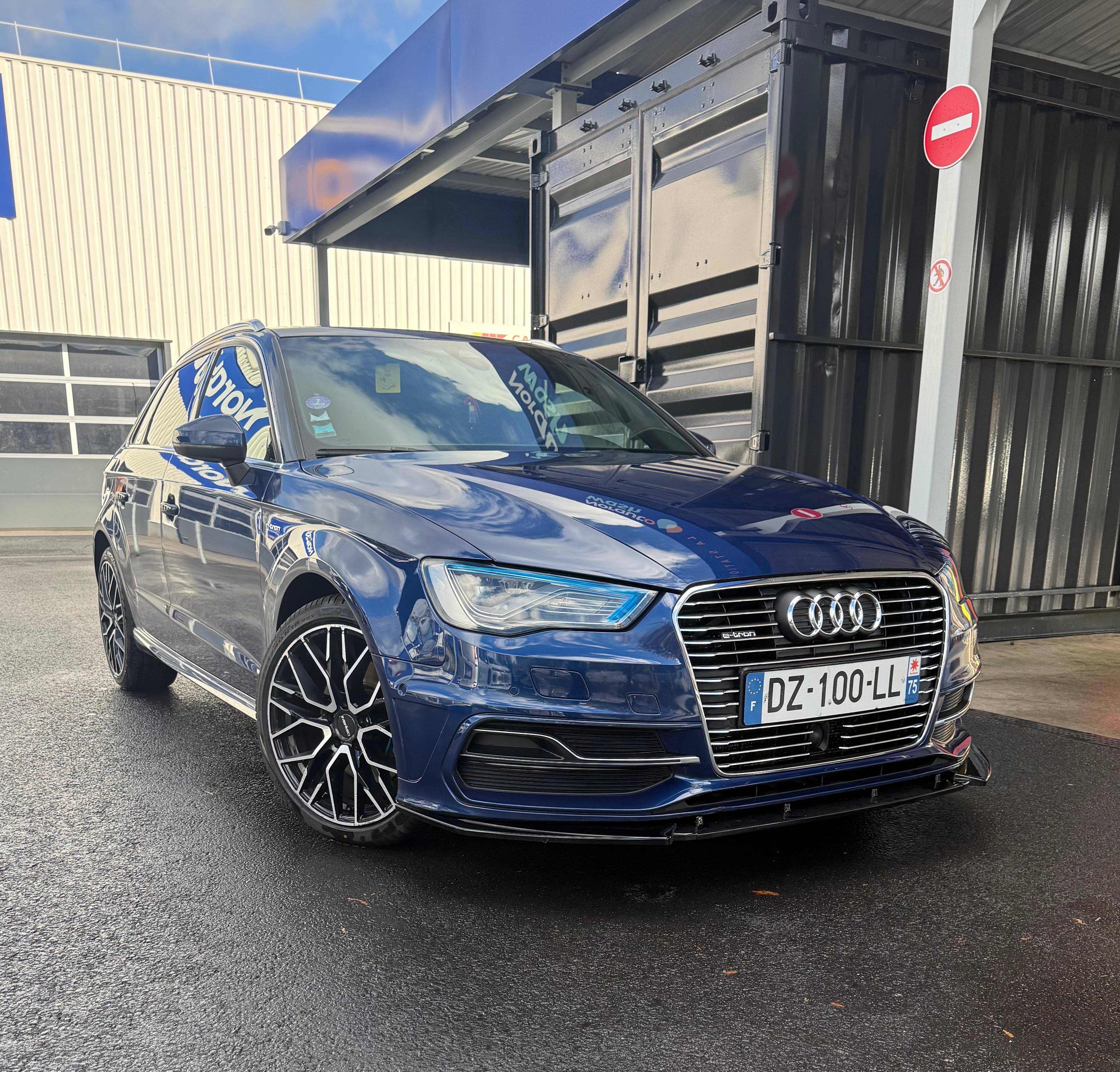 Audi A3 Sportback e-tron with Cruise control