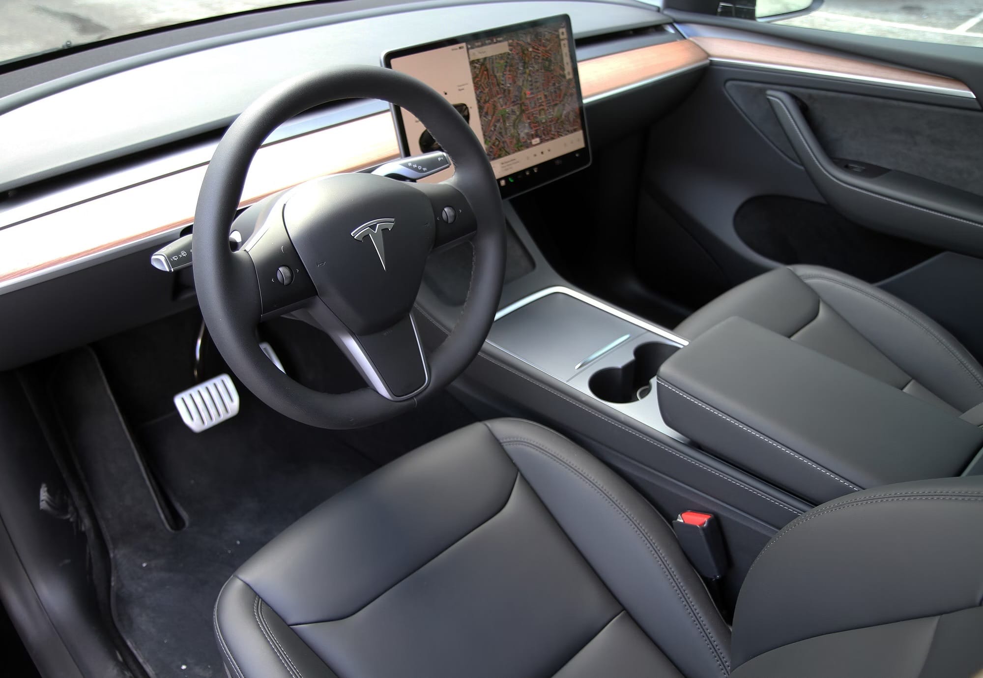 Tesla Model Y Long Range med Ryggekamera