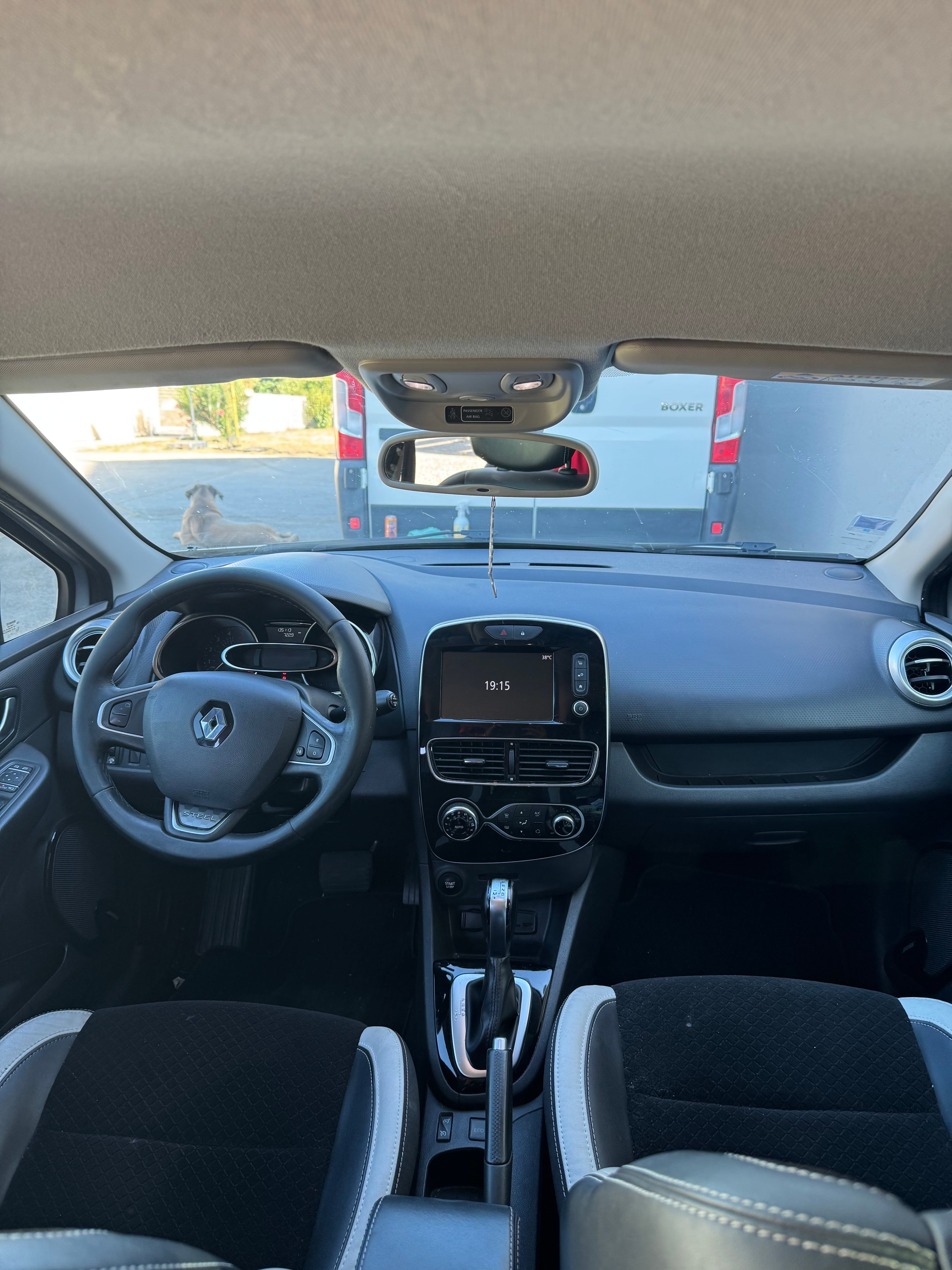 Renault Clio avec GPS