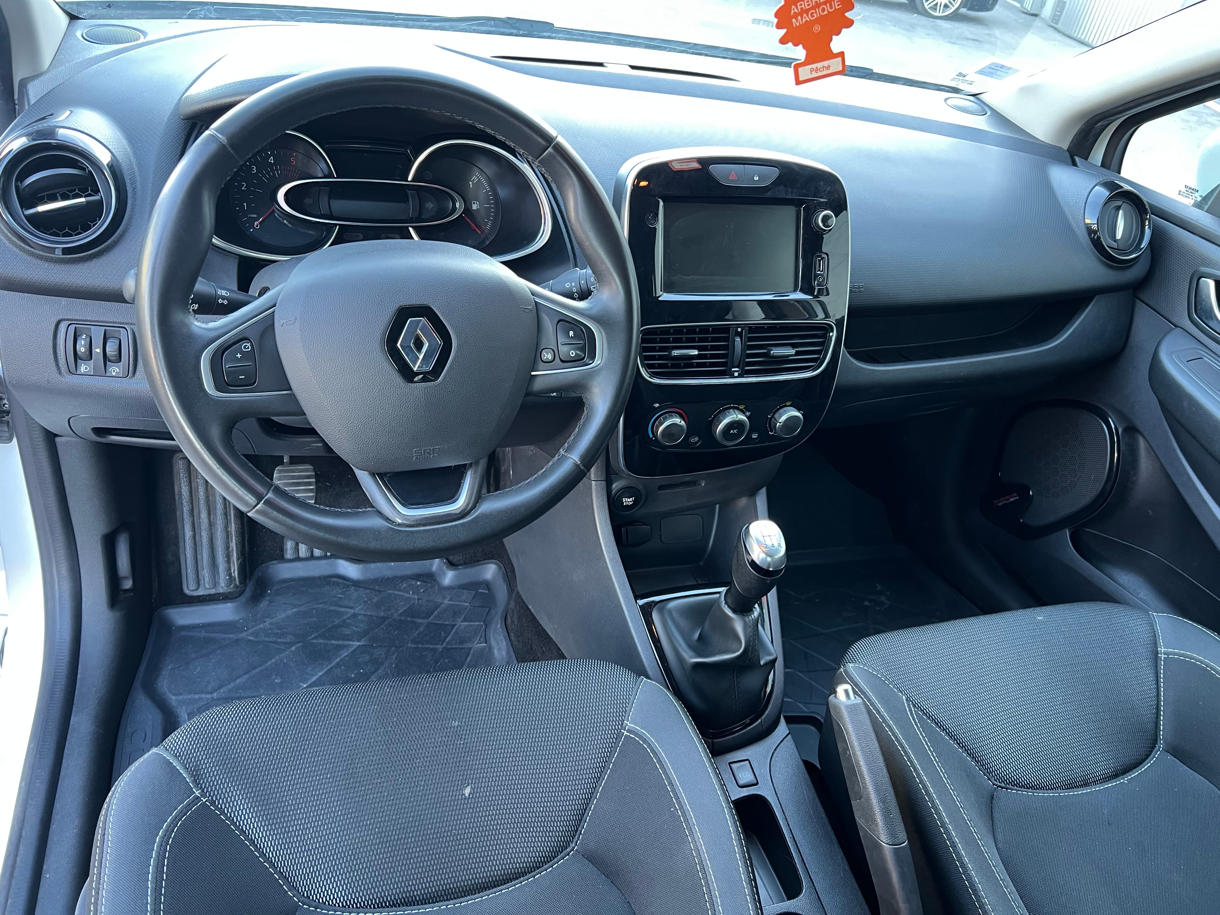 Renault Clio 1.5 DCI DIESEL CARPLAY / GARE SNCF avec Régulateur de vitesse