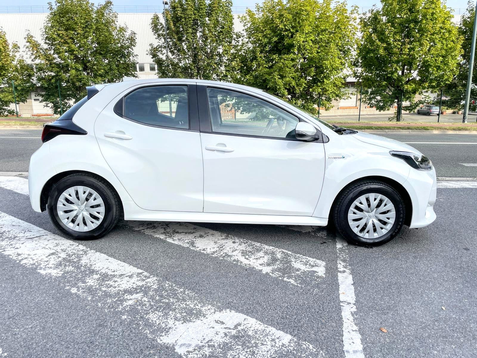 Toyota Yaris Hybride avec Climatisation