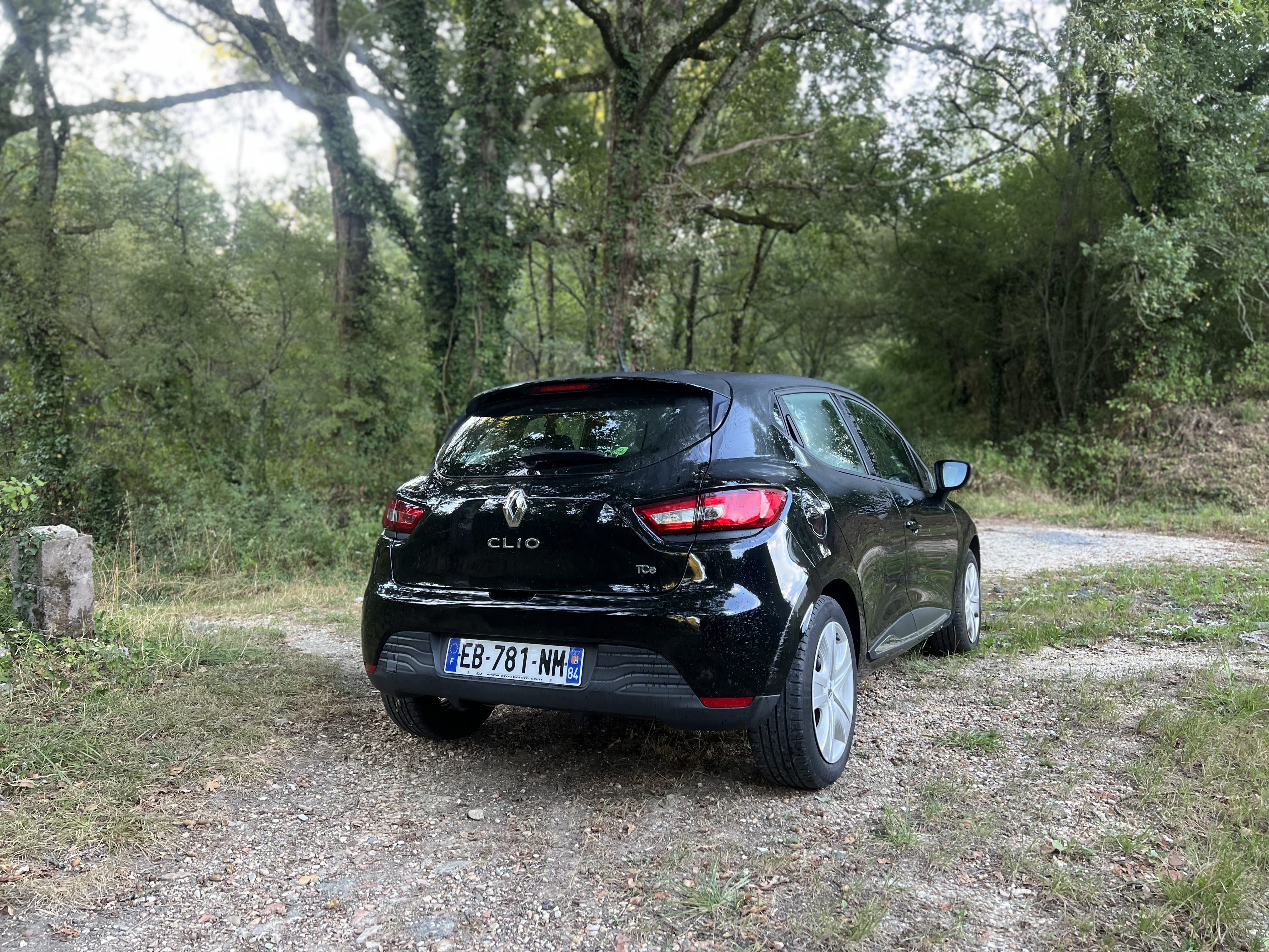 Renault Clio  Renault Clio 4 – Confort et Économie au Rendez-vous avec Régulateur de vitesse