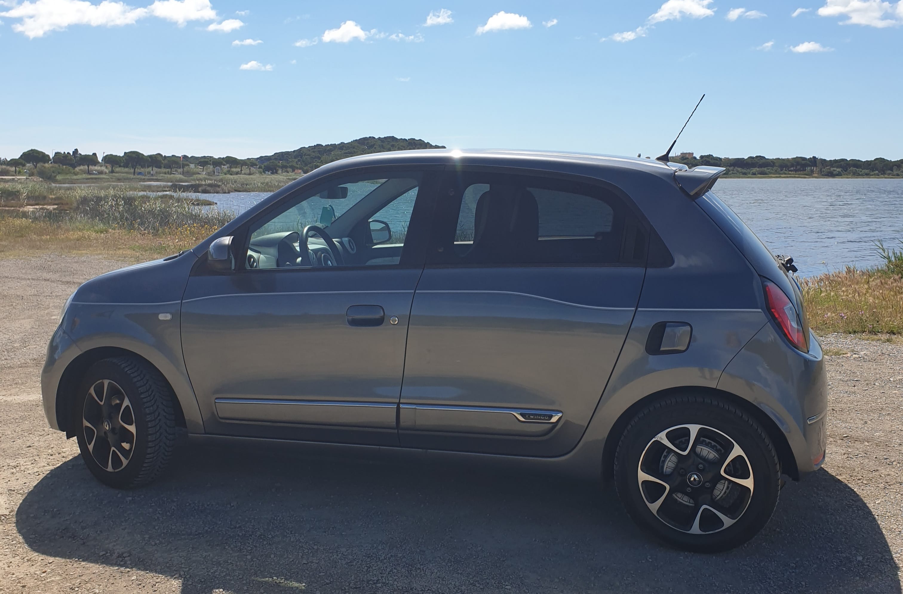 Renault Twingo III avec Climatisation