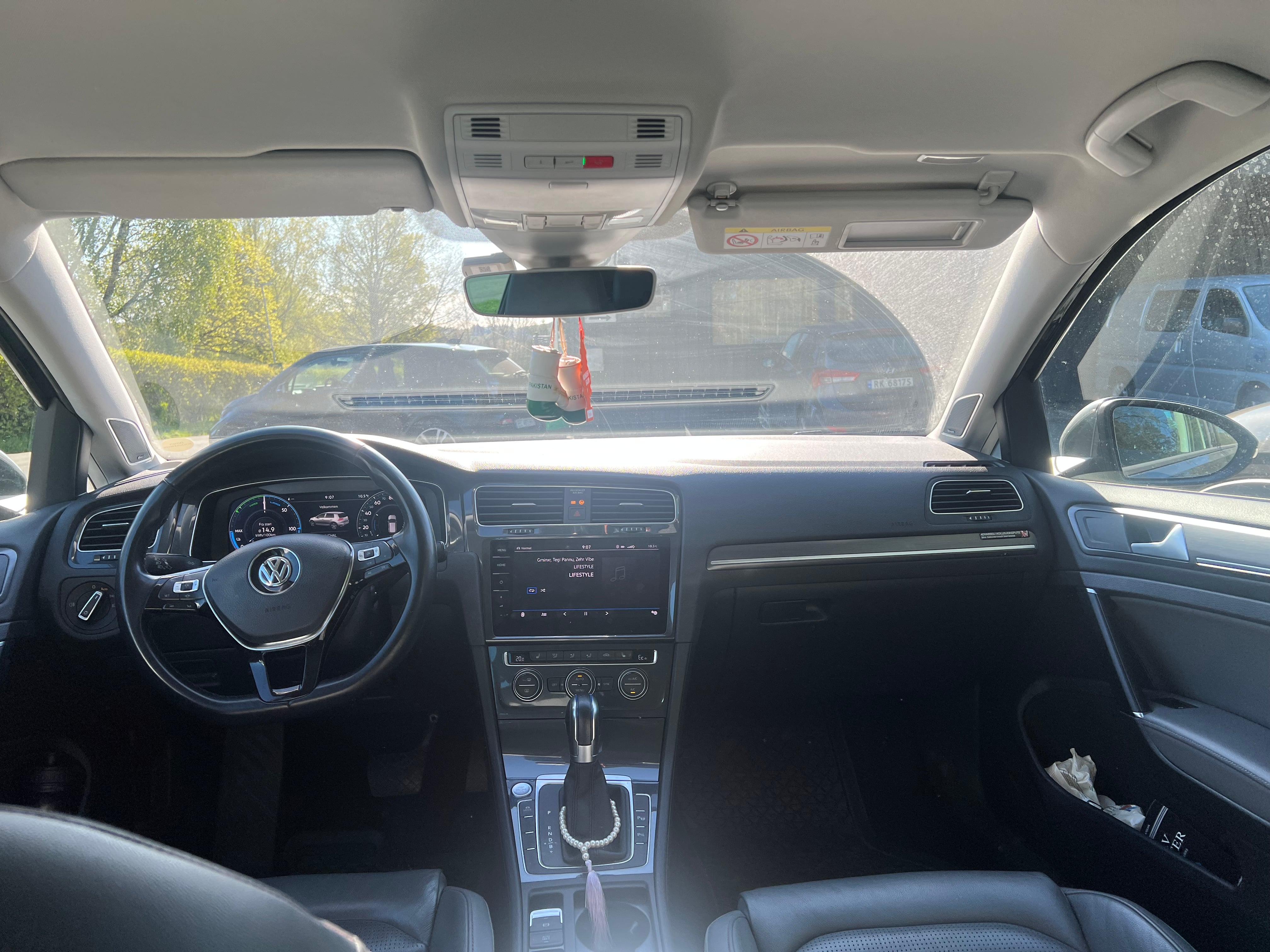Volkswagen e-Golf E golf - 300 med Cruisekontroll