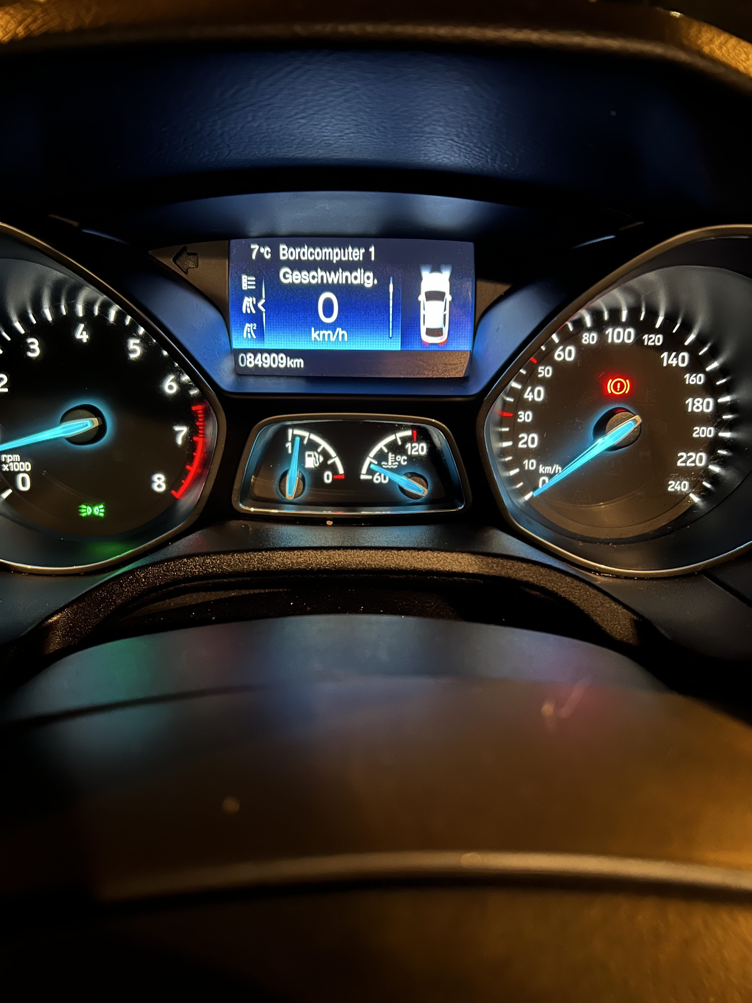 Ford Focus Turnier 1.0 EcoBoost mit Apple CarPlay
