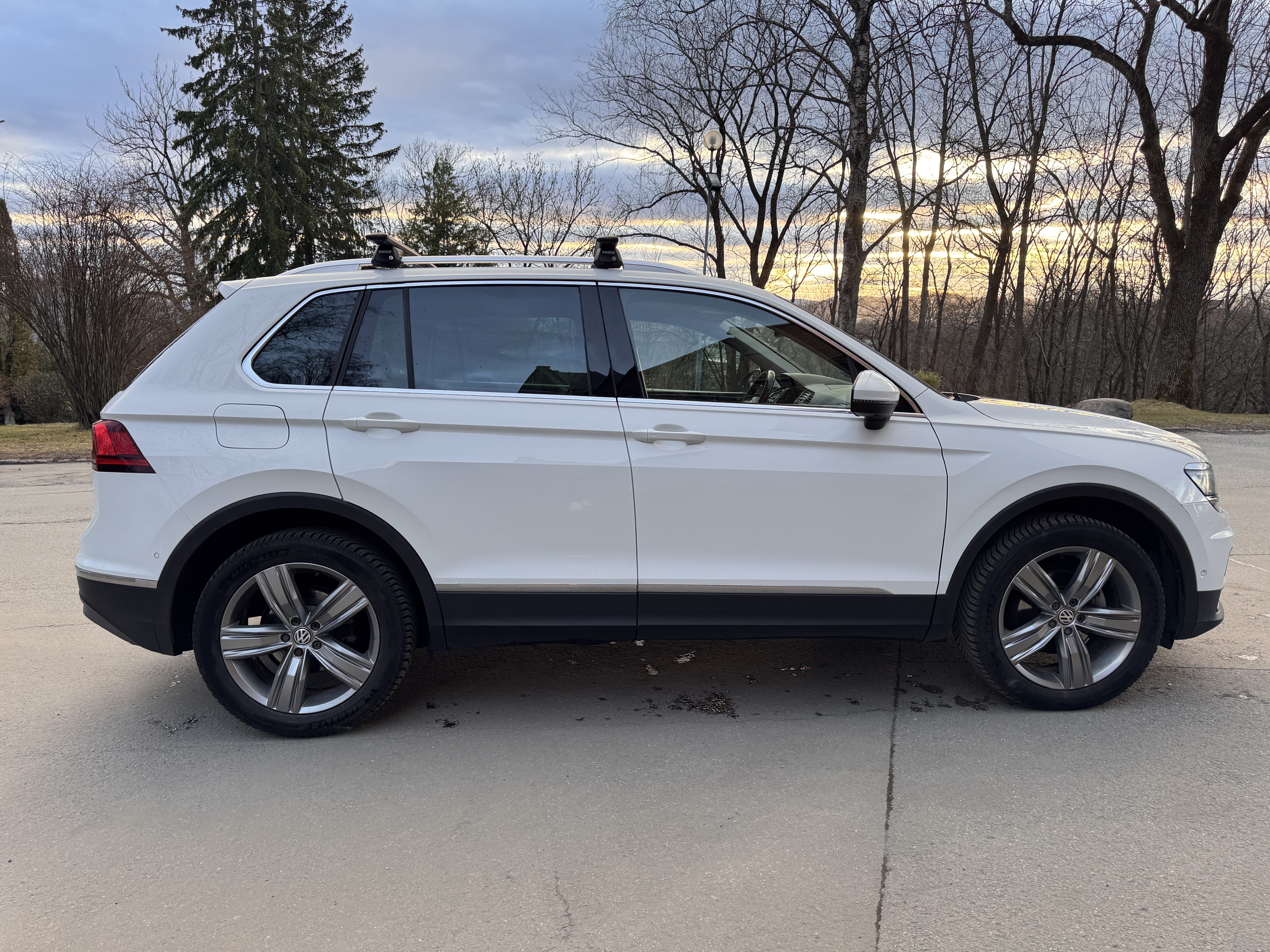 Volkswagen Tiguan 2.0T SEL 4Motion avec Climatisation