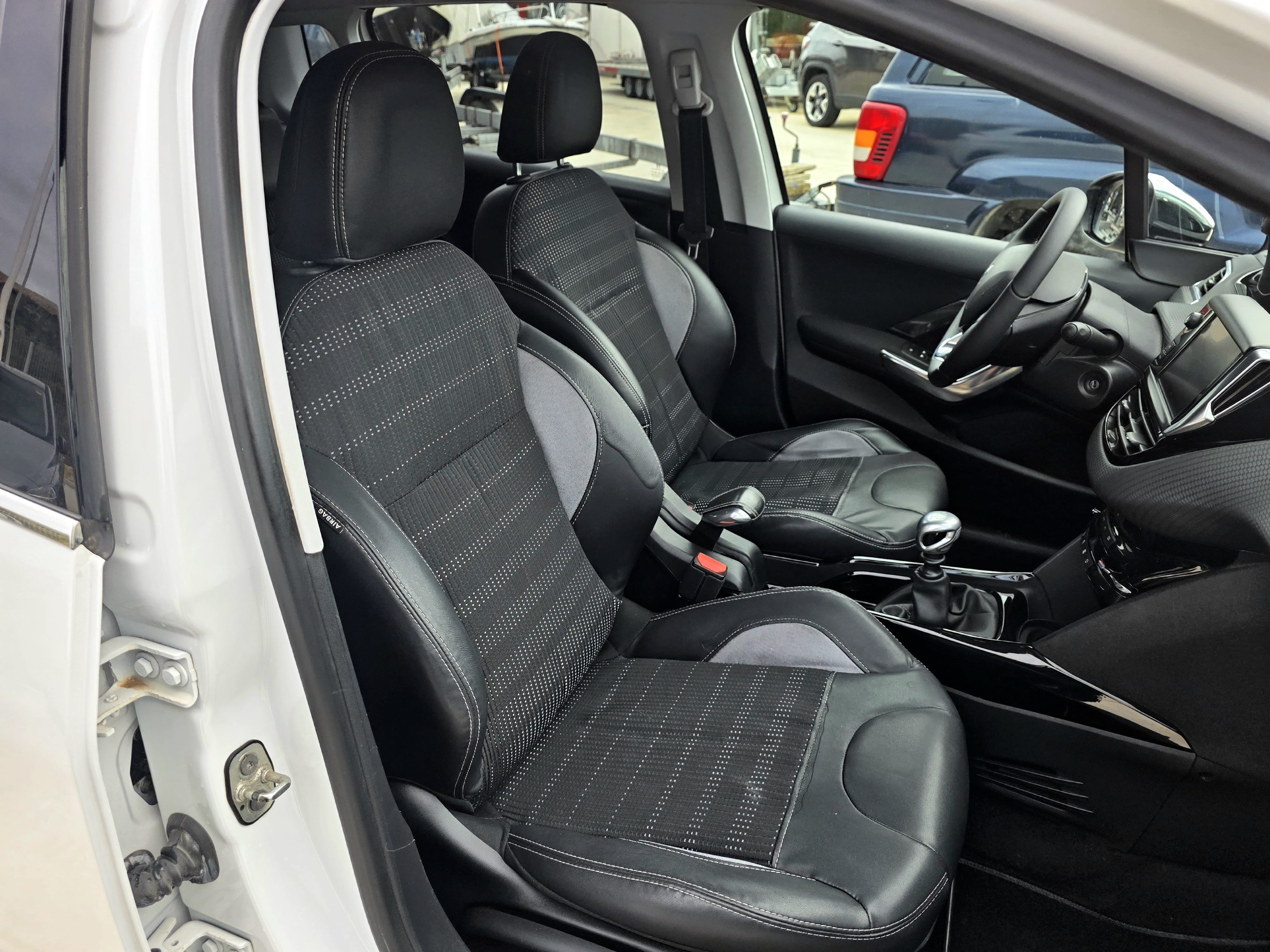 Peugeot 2008 con Control de velocidad