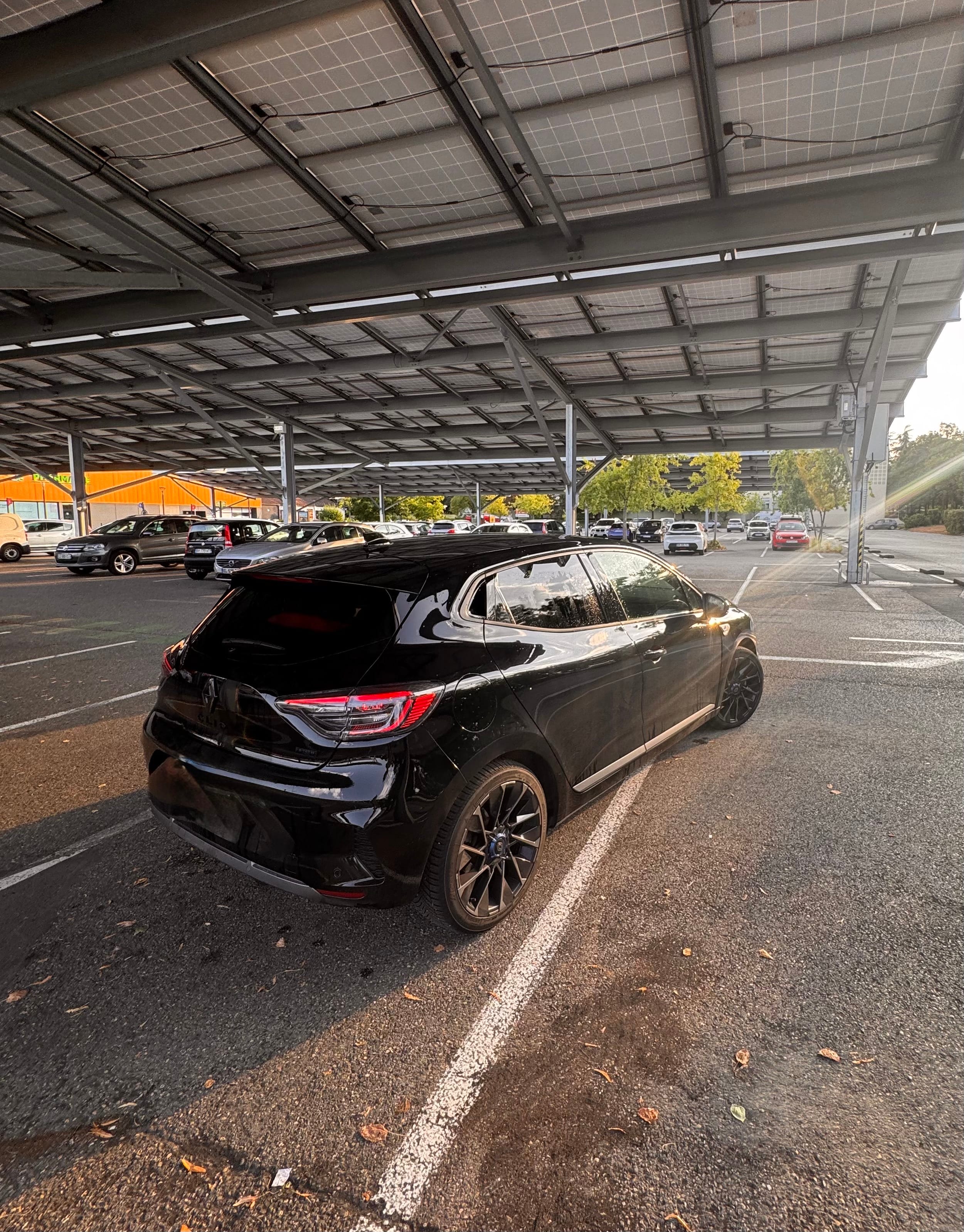 Renault Clio E-tech avec Climatisation