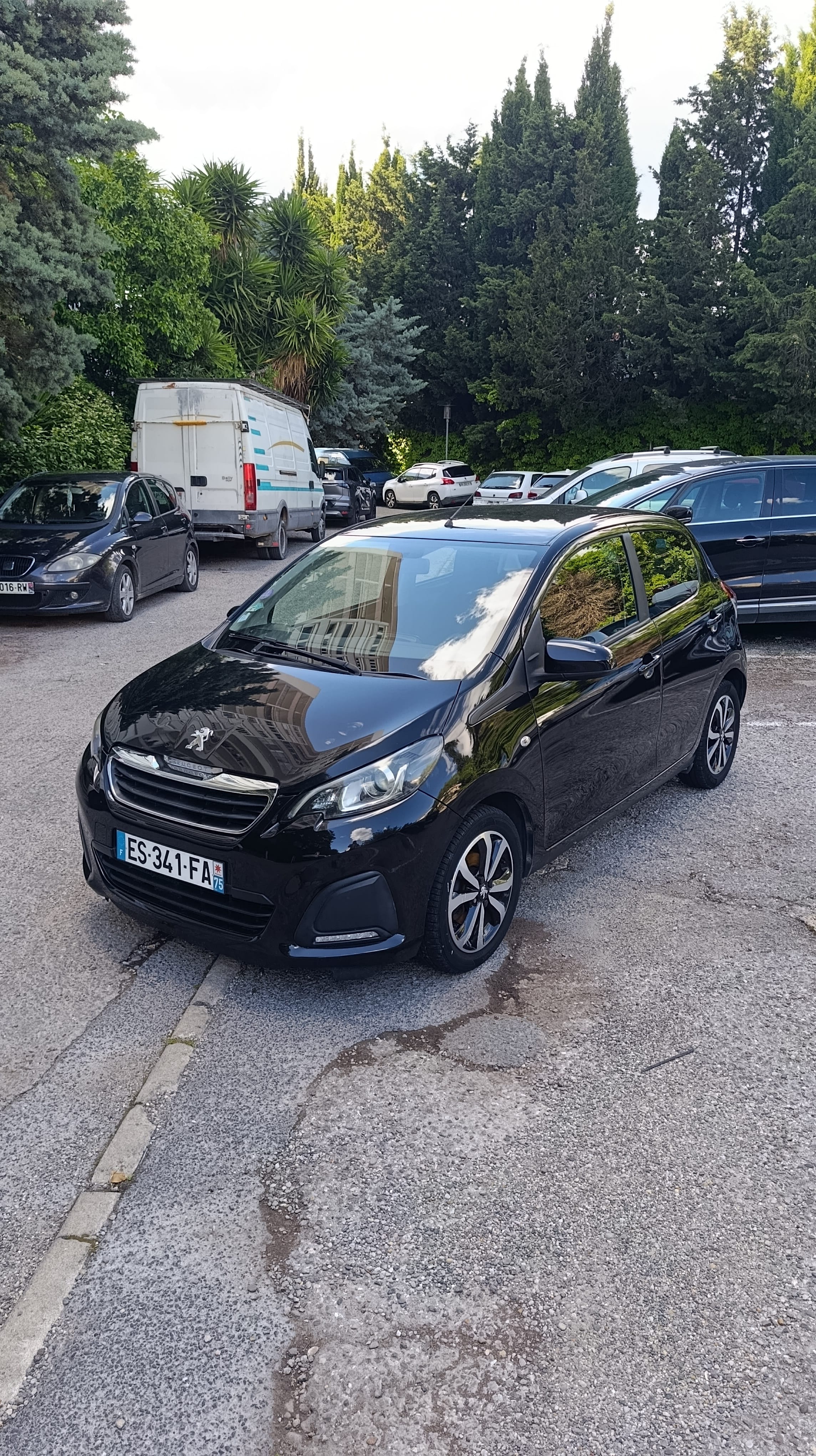 Peugeot 108 avec Autoradio