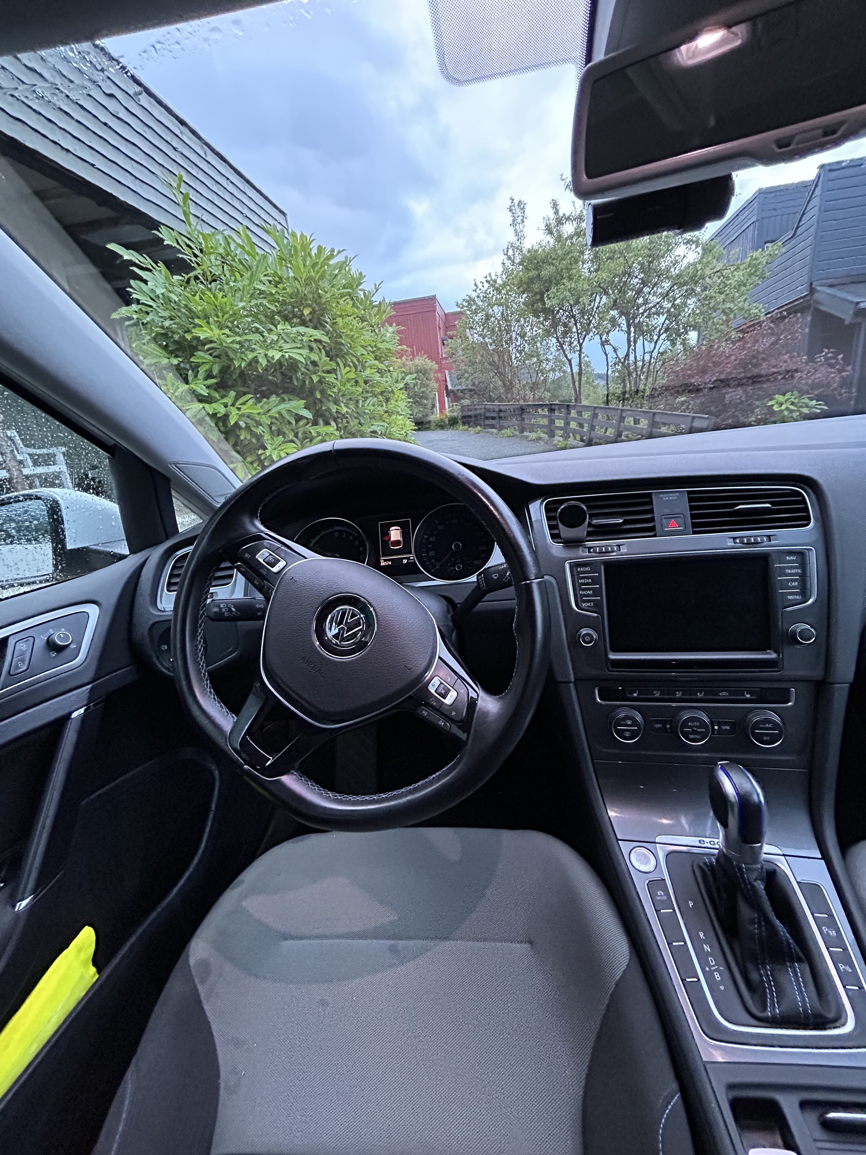 Volkswagen e-Golf med Bluetooth audio