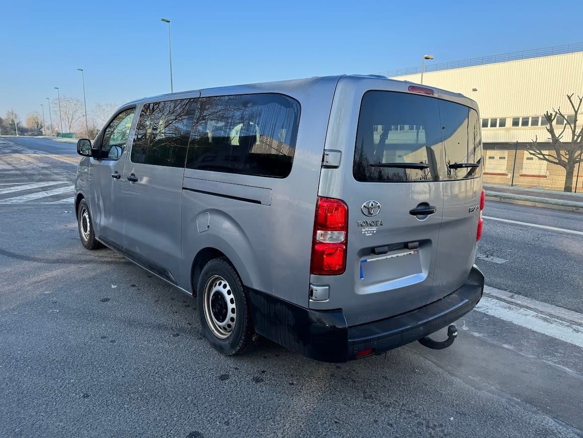 Toyota Proace Combi avec Régulateur de vitesse