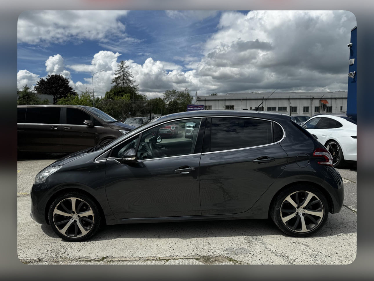 Peugeot 208, 2012, Essence 95