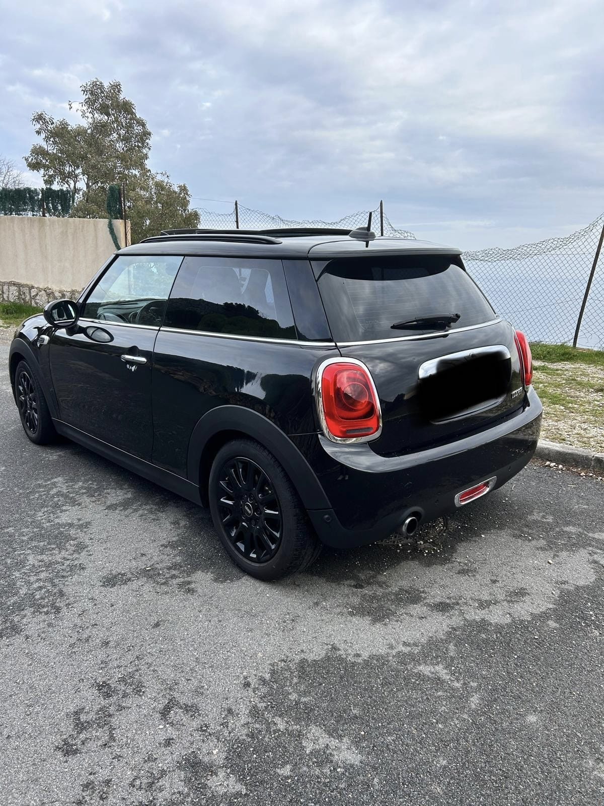 Mini Cooper 3 portes with Air conditioning