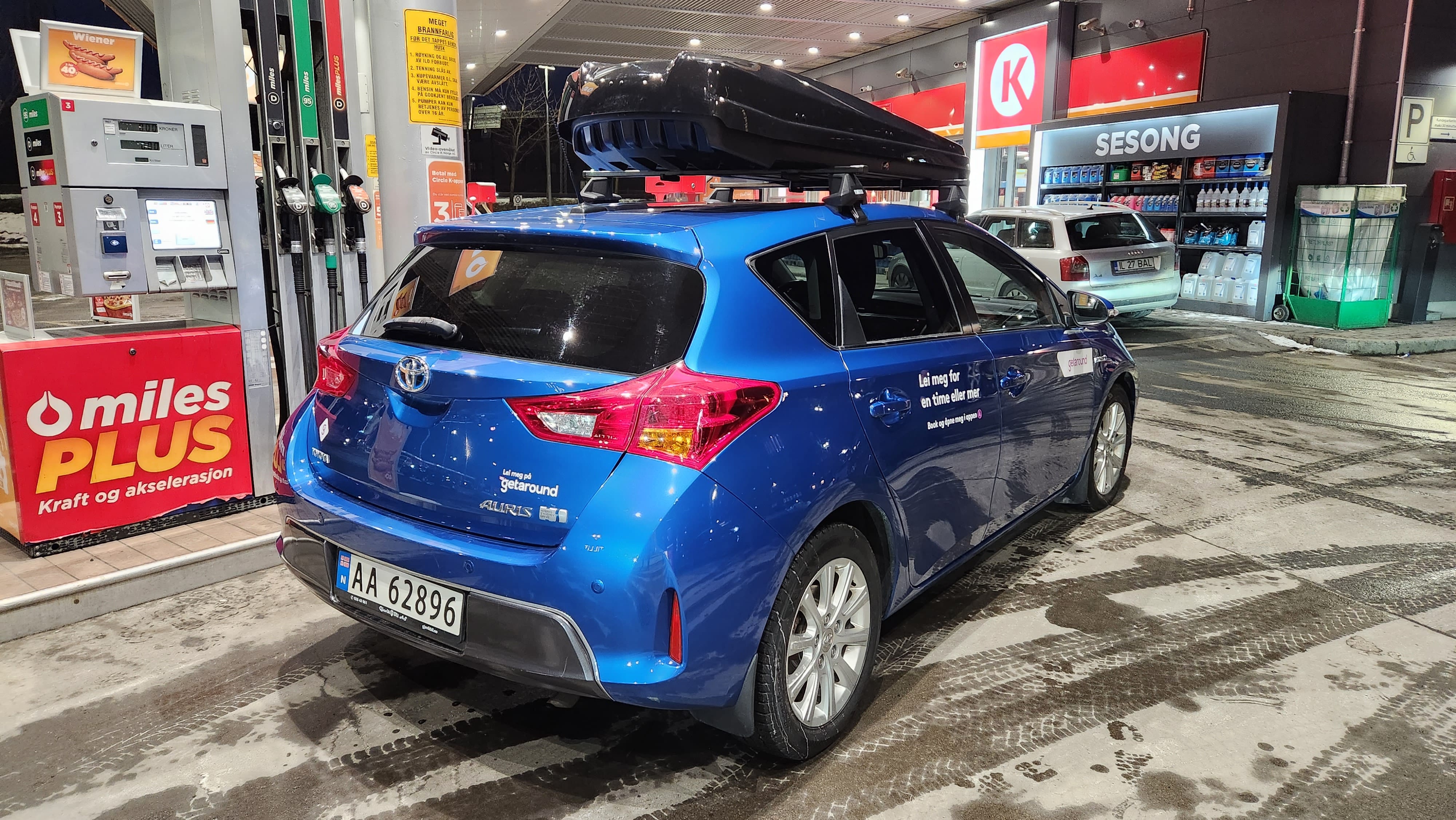 Toyota Auris 1,8 Bensin/Hybrid, Automat, skiboks, lav forbruk med GPS