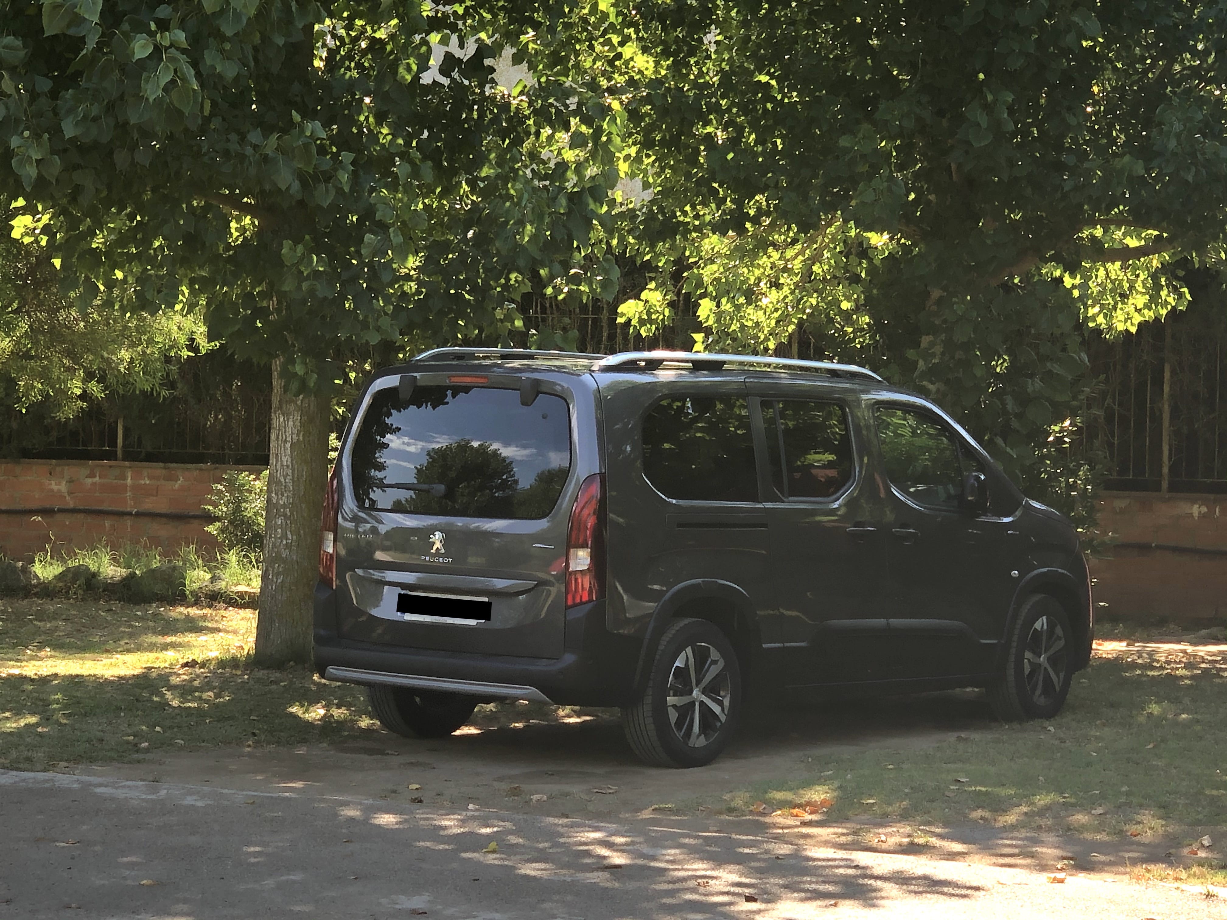 Peugeot Rifter GTLine XL con Aire acondicionado