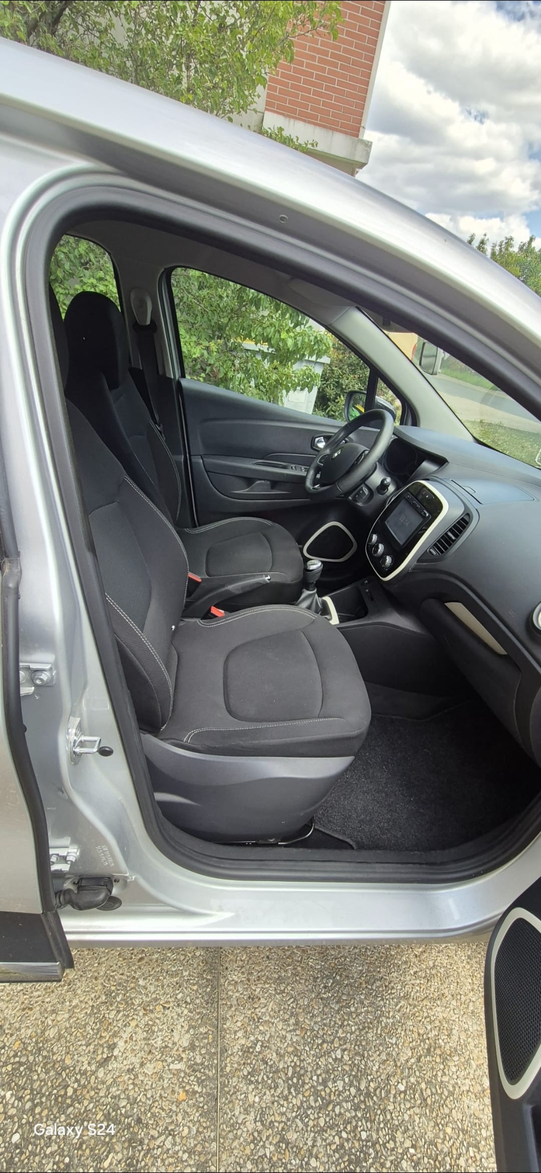 Renault Captur 1.5 Dci Diesel (faible consommation) avec Pneus neige