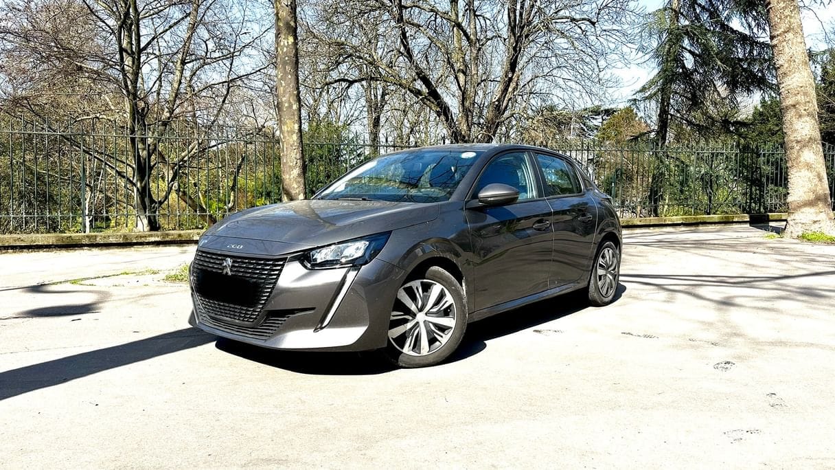 Peugeot 208 FM787 avec Climatisation