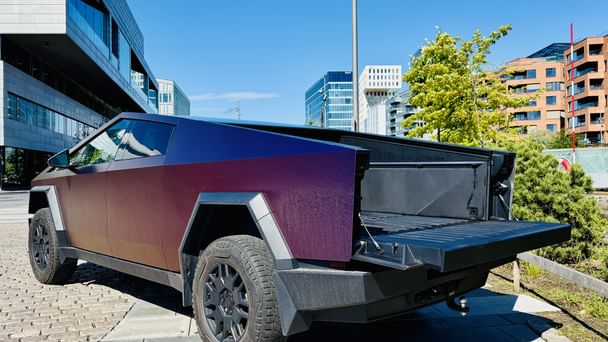 Tesla Cybertruck med Cruisekontroll