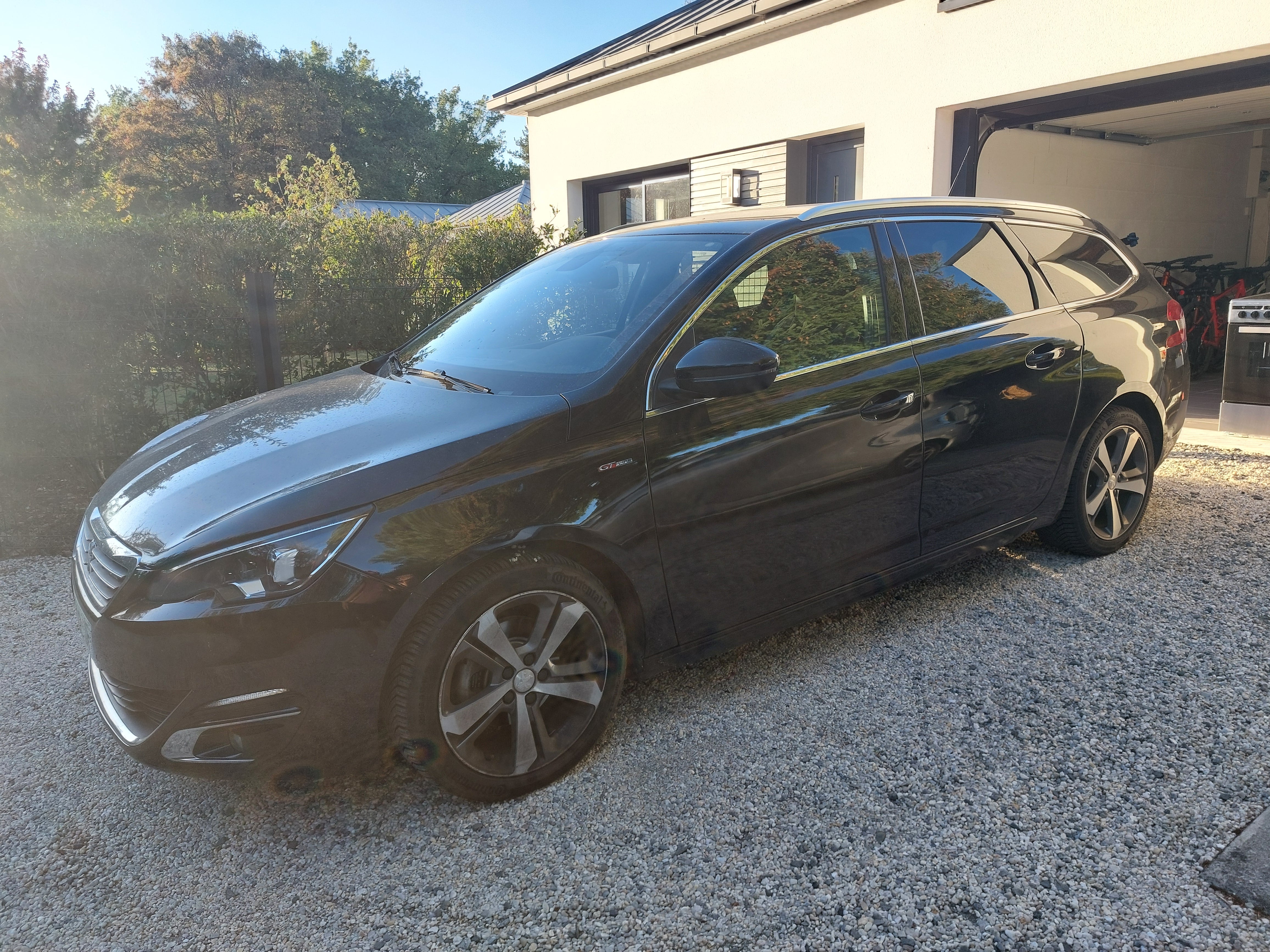 Peugeot 308 SW, 2016, Essence 95, automatique