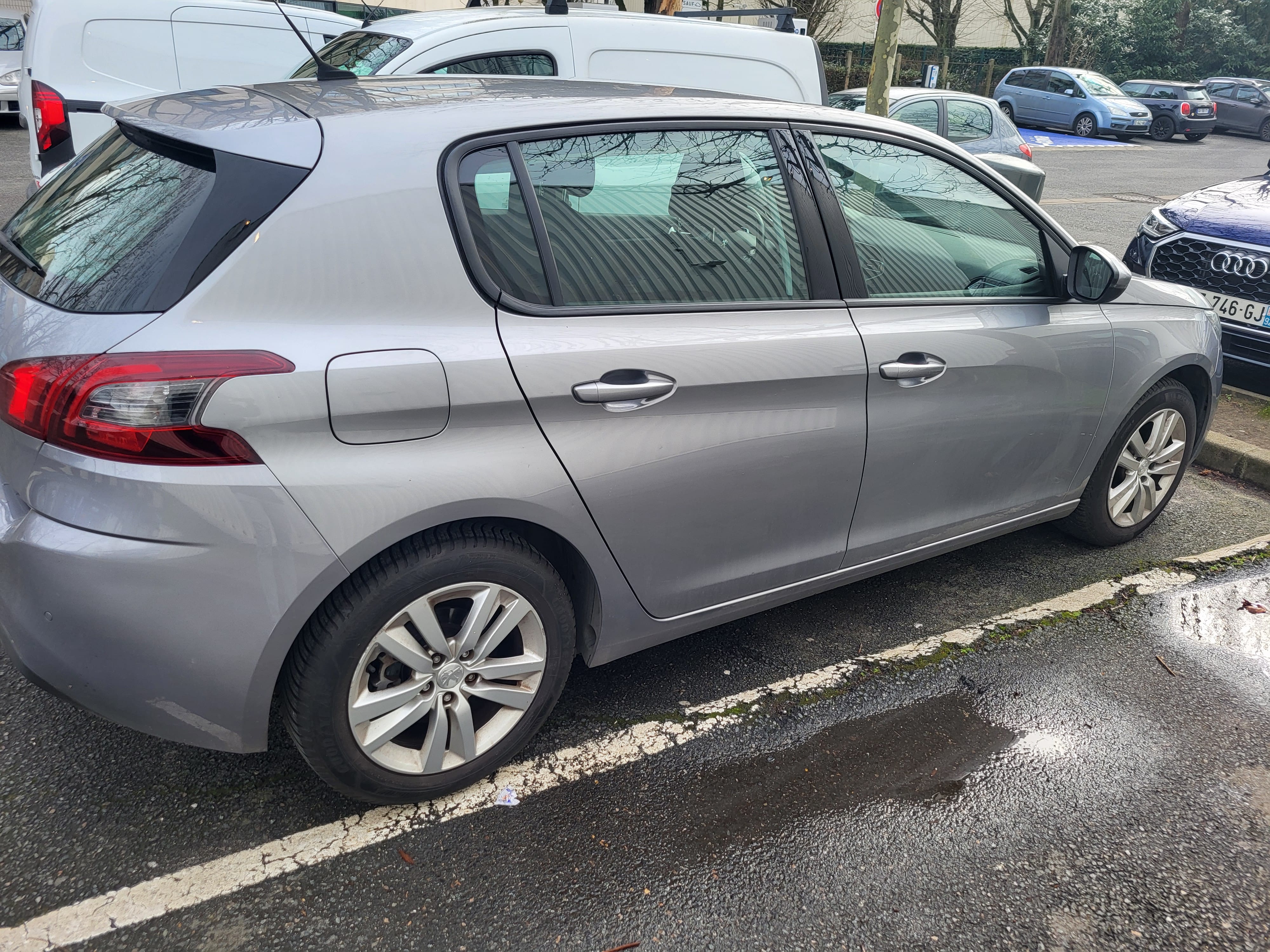 Peugeot 308, 2018, Diesel, automatique