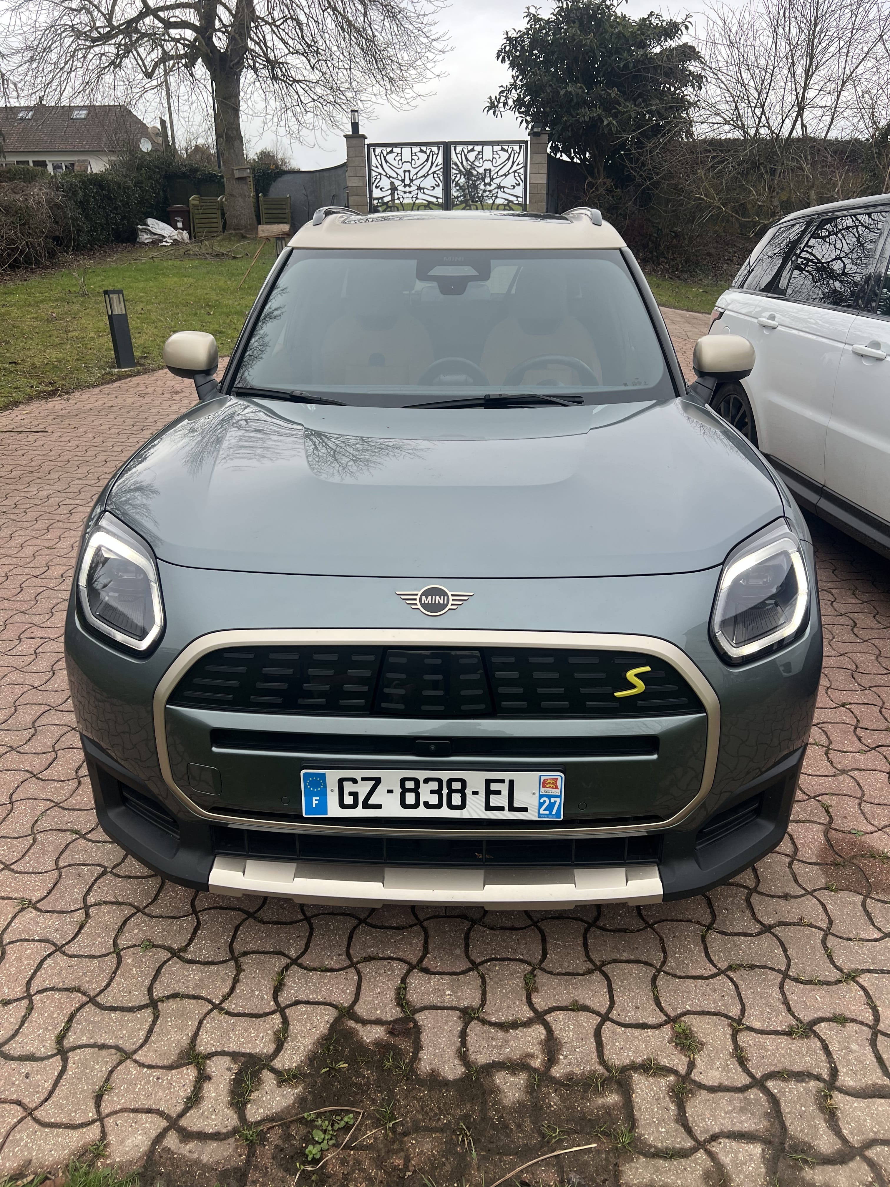 Mini Countryman Cooper S 313 chevaux avec Siège bébé