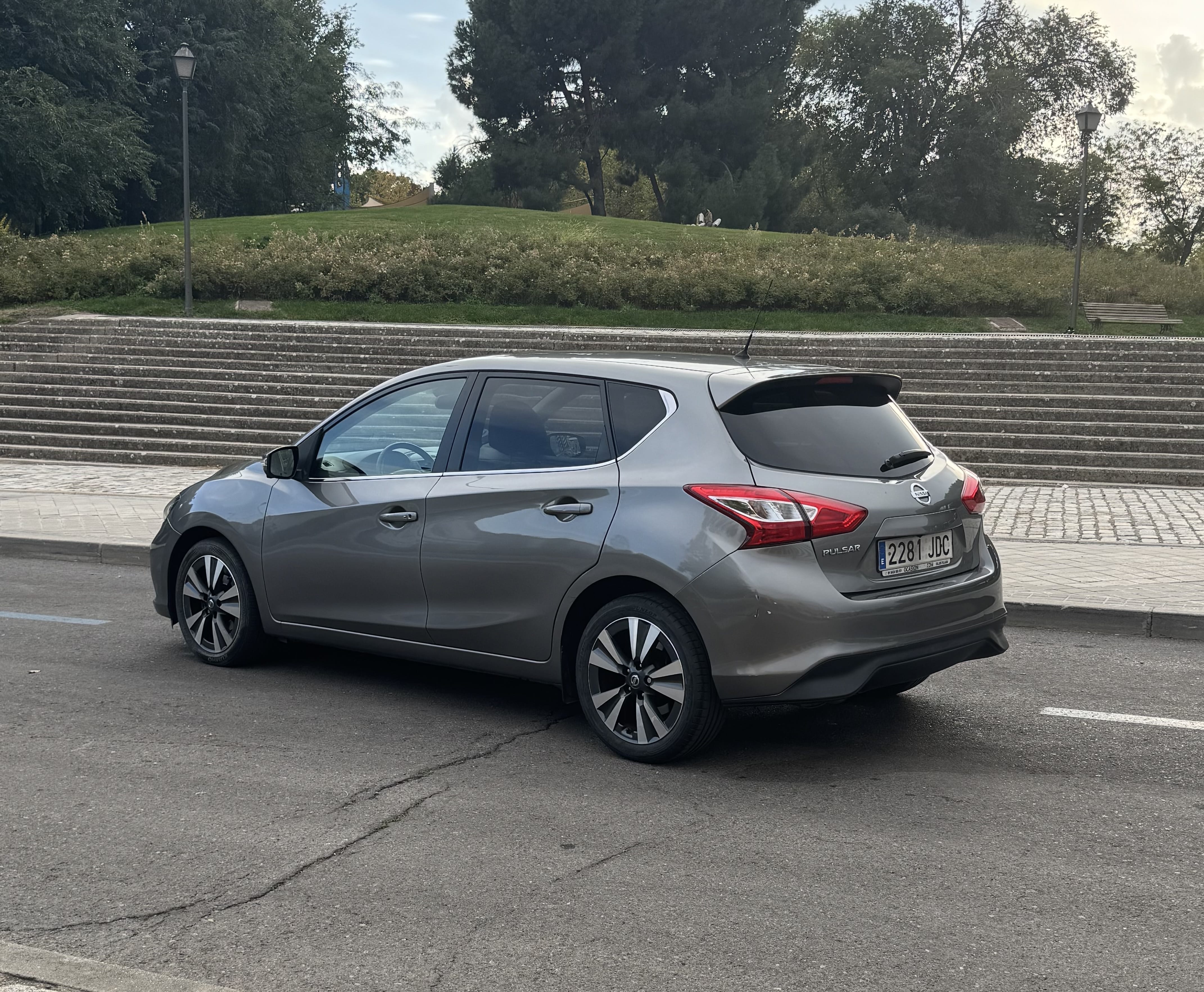 Nissan Pulsar con GPS