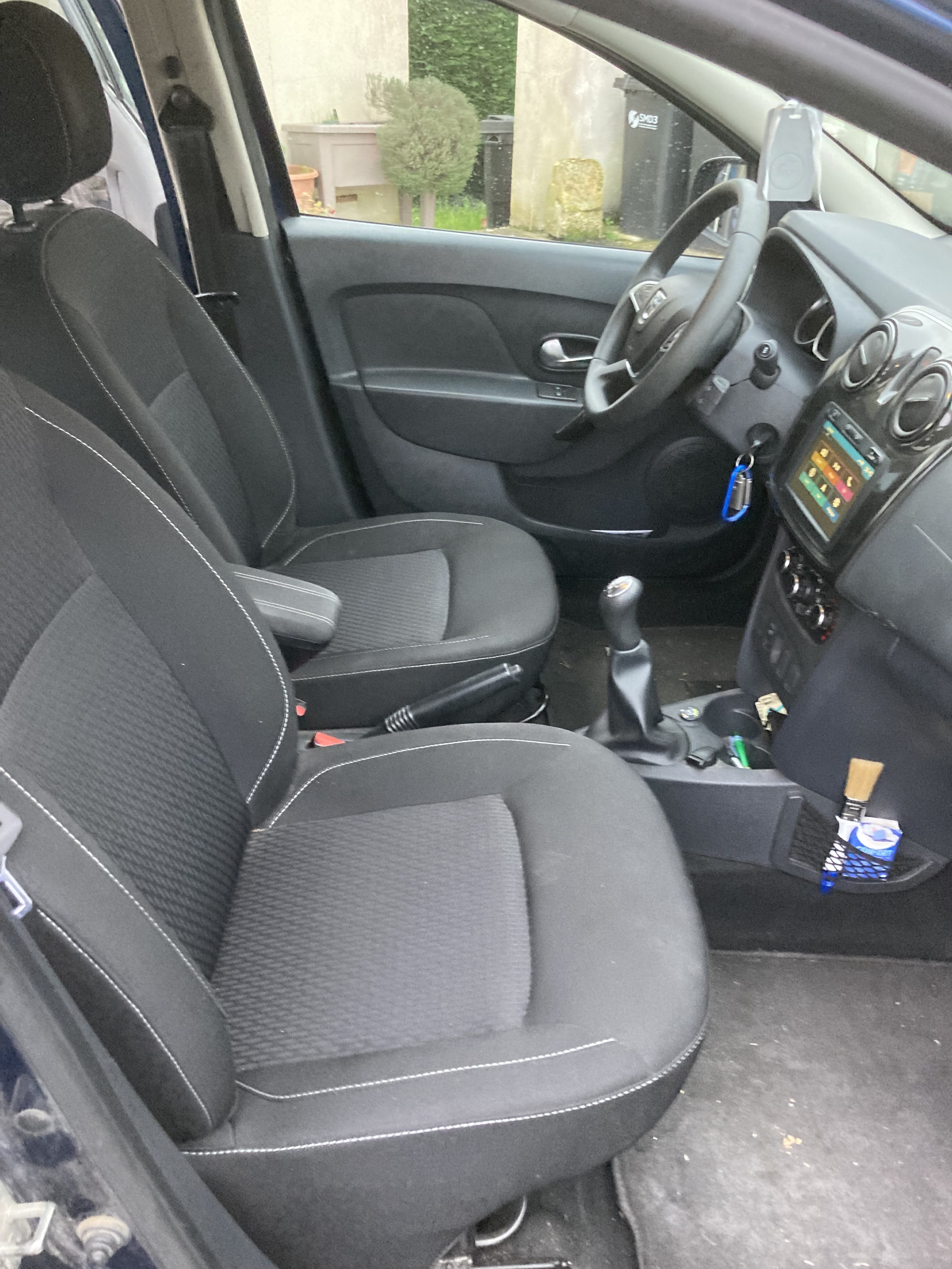 Dacia Sandero GPL / essence 95 avec Audio Bluetooth