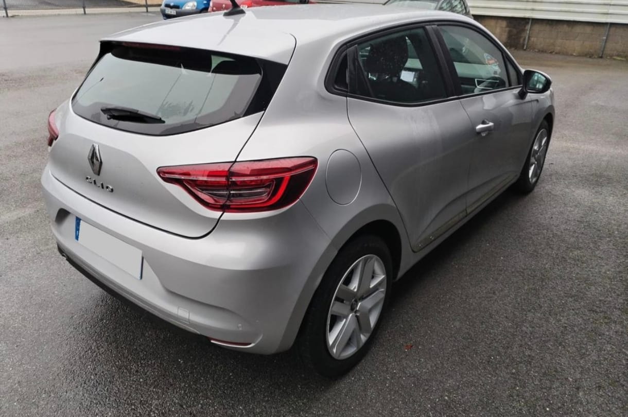 Renault Clio avec GPS