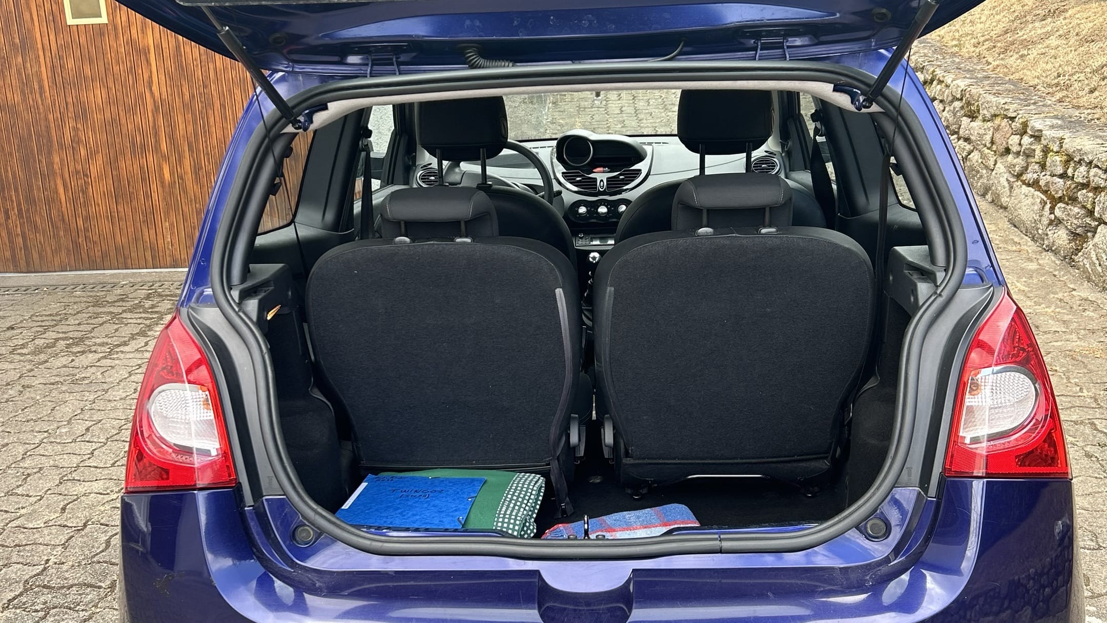 Renault Twingo avec Entrée audio / iPod