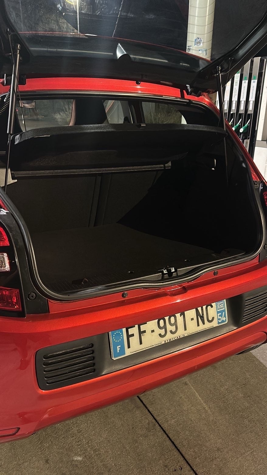 Renault Twingo III avec Autoradio