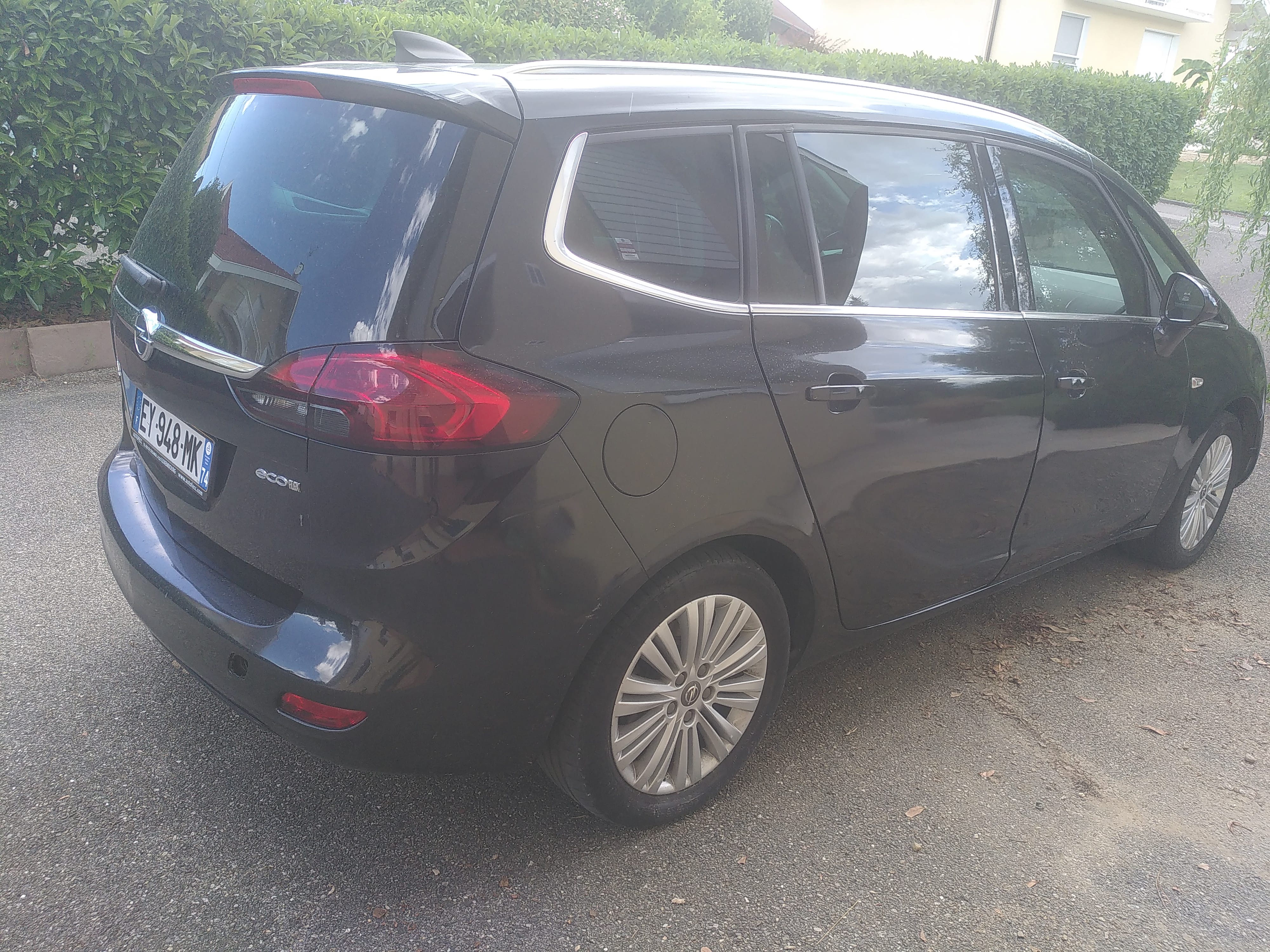 Opel Zafira Tourer avec Pneus neige