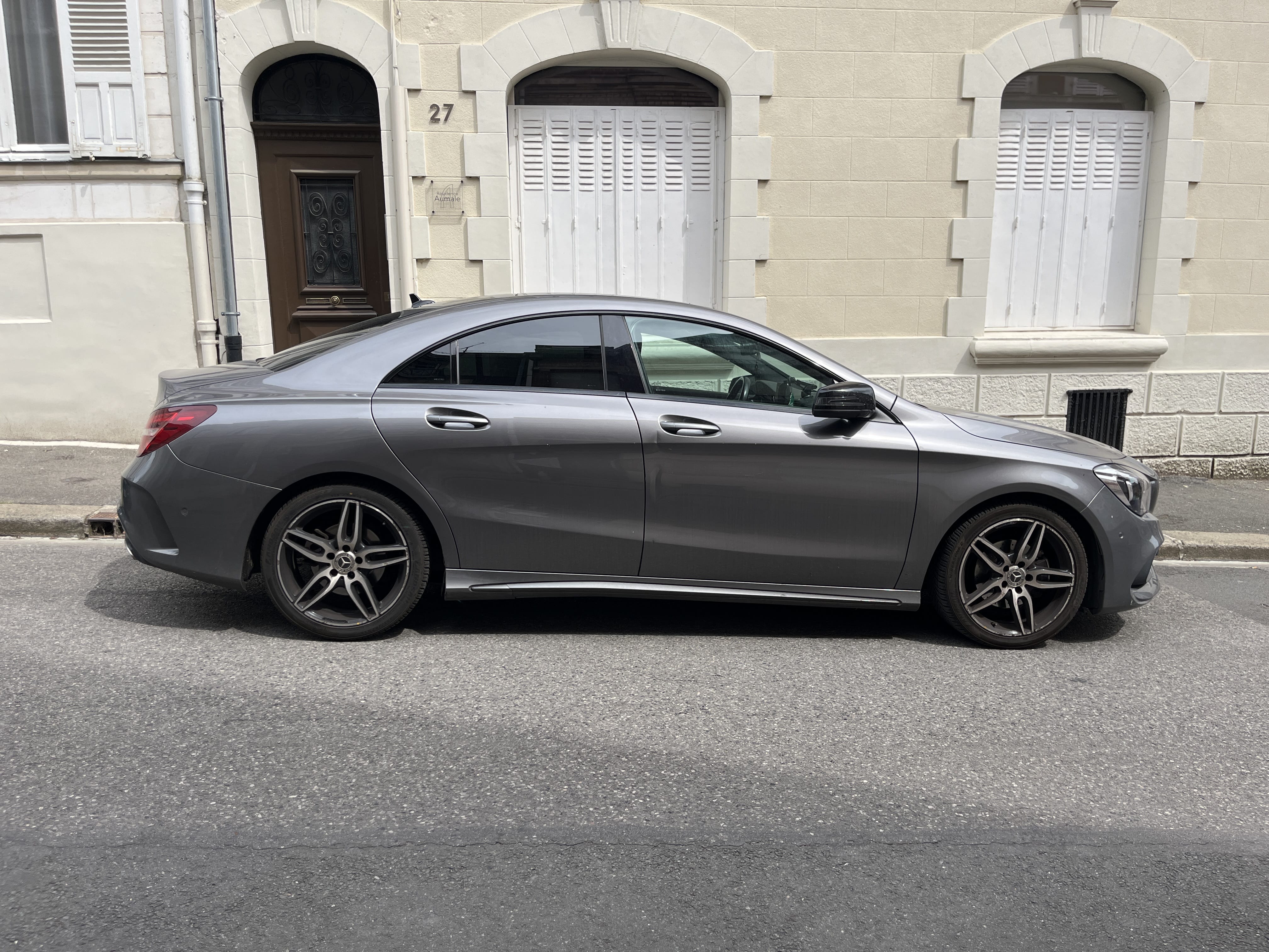 Mercedes-Benz Classe CLA avec Climatisation