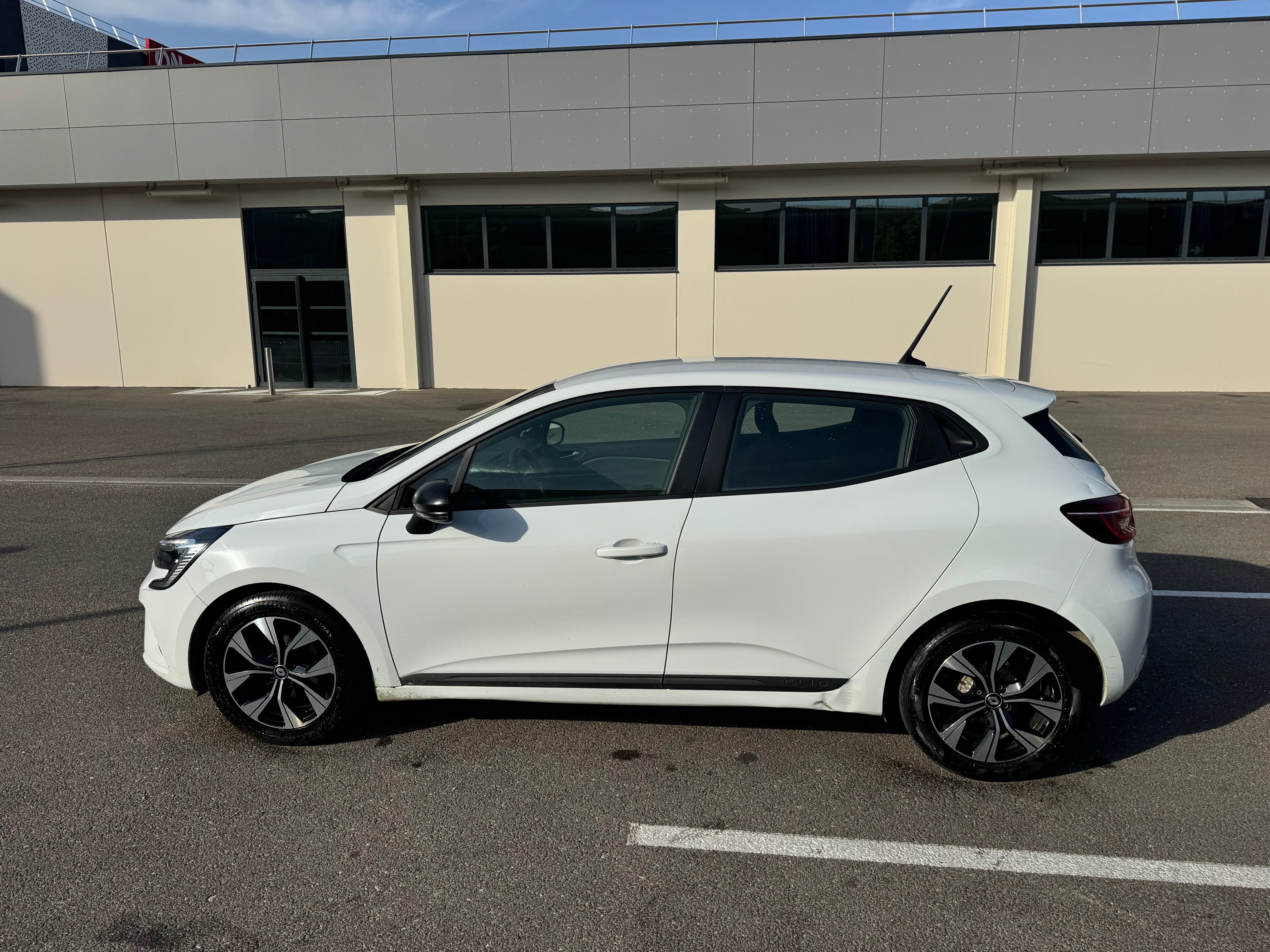 Renault Clio avec Climatisation