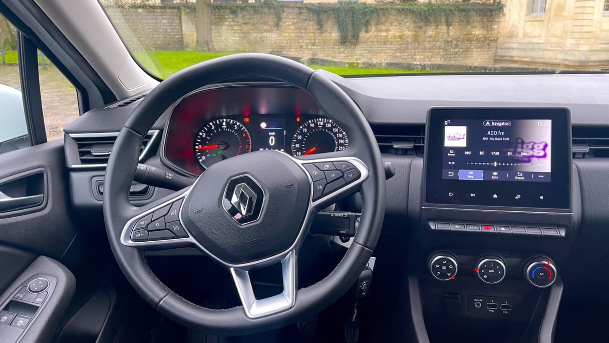 Renault Clio with Cruise control
