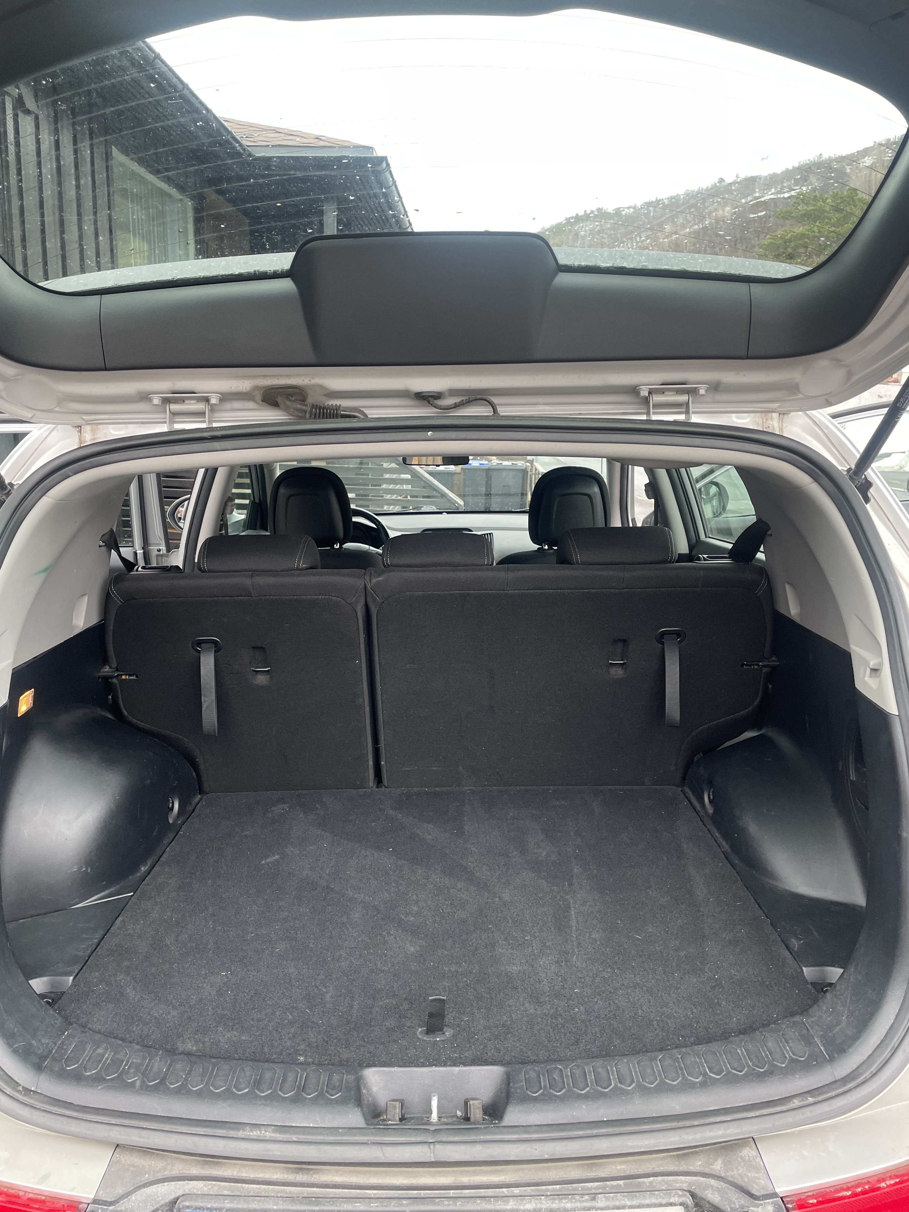 Kia Sportage with Audio / iPod input