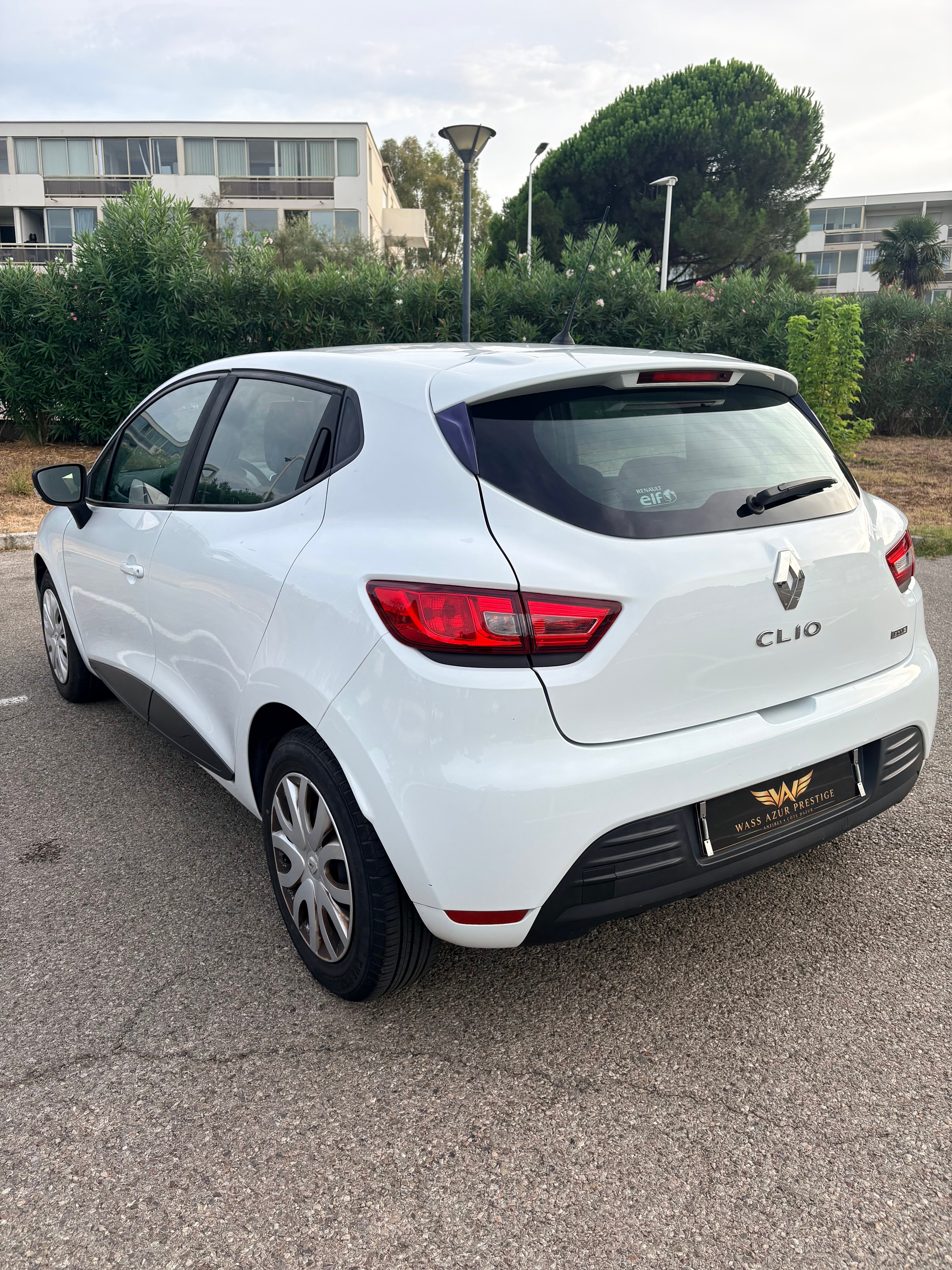 Renault Clio avec GPS