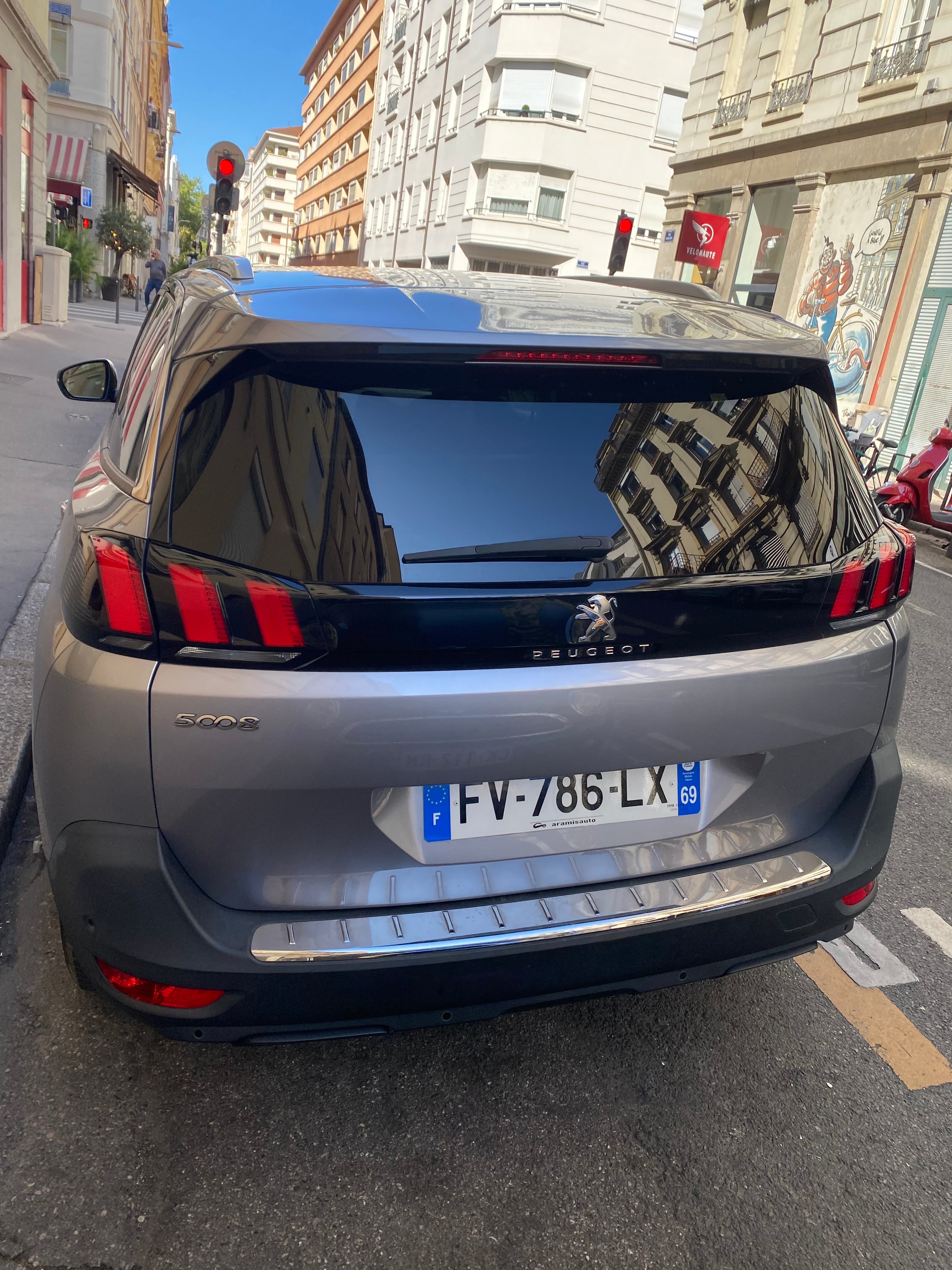 Peugeot 5008, 2020, Essence 98, automatique, 7 places