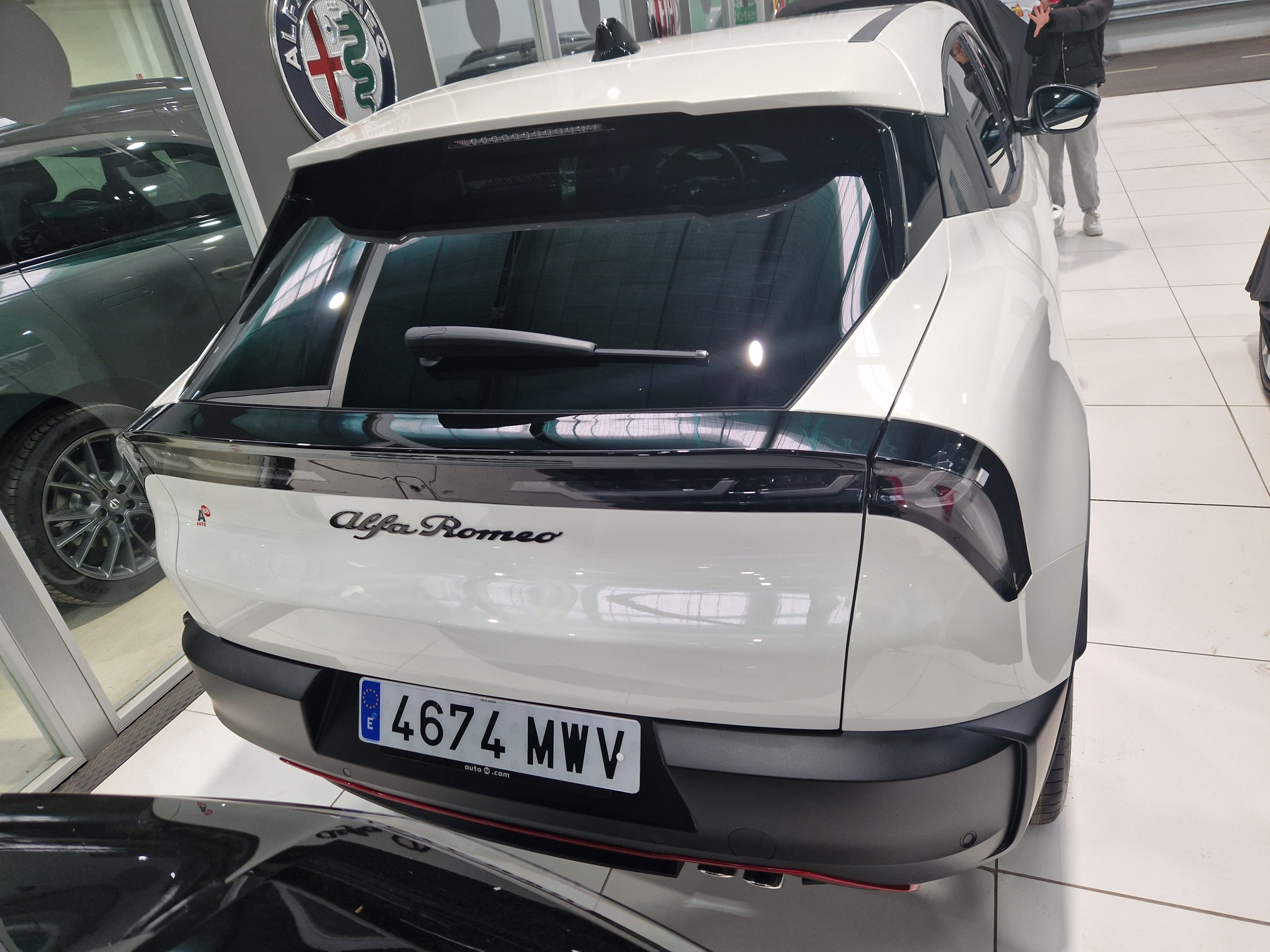 Alfa-Romeo Junior mit Rückfahrkamera