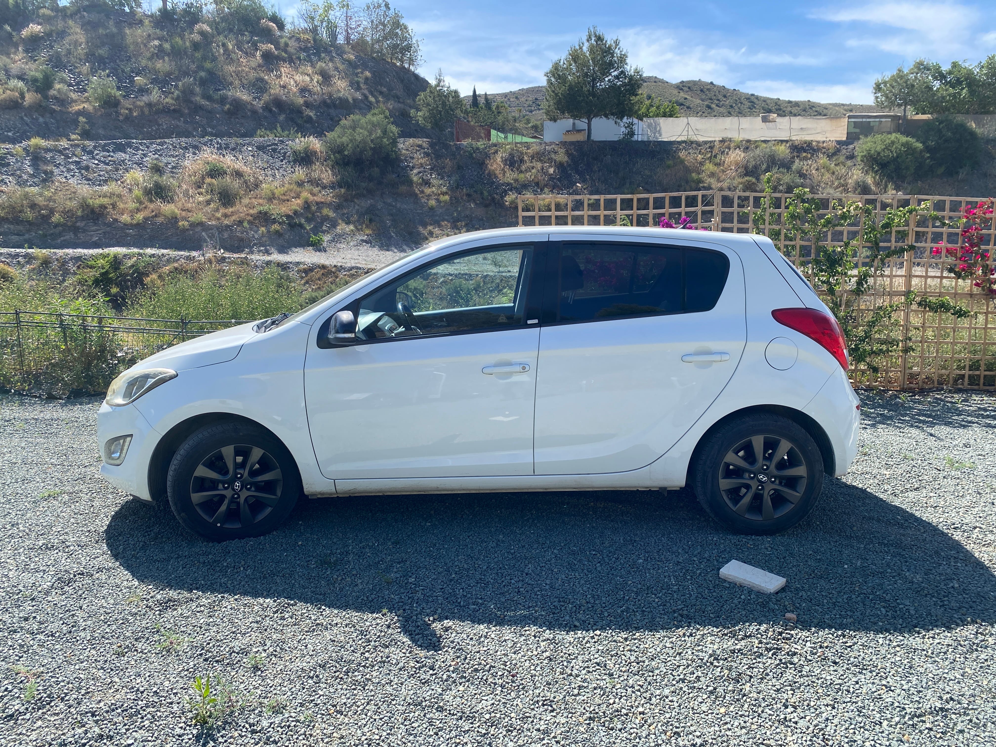 Hyundai i20 con Aire acondicionado