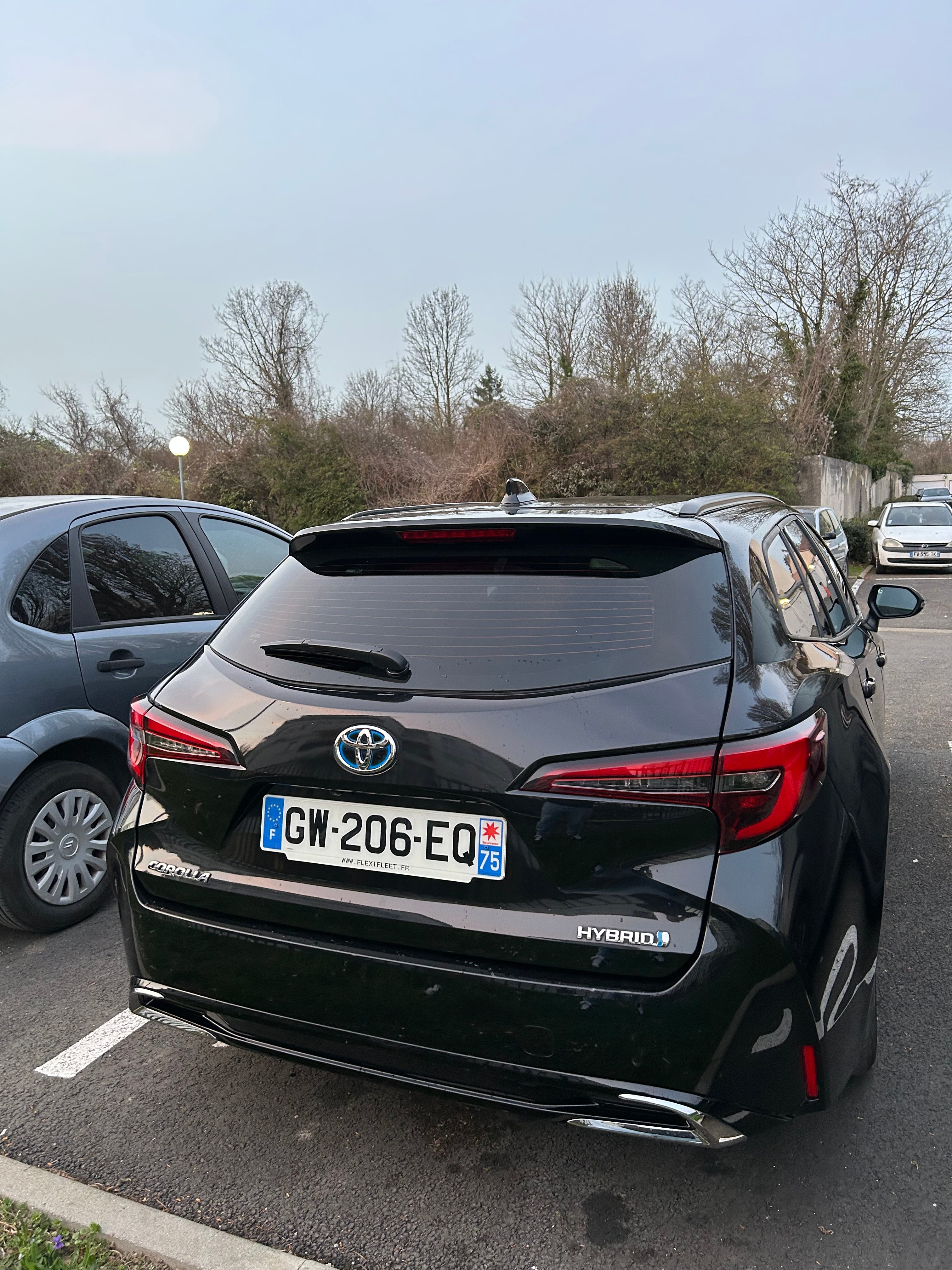 Toyota Corolla Break Hybride avec Climatisation