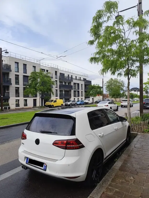 Volkswagen Golf avec Caméra de recul