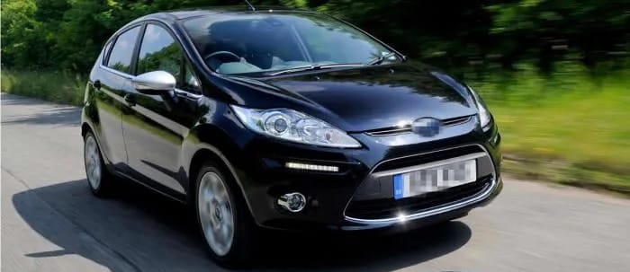 Ford Fiesta avec Climatisation