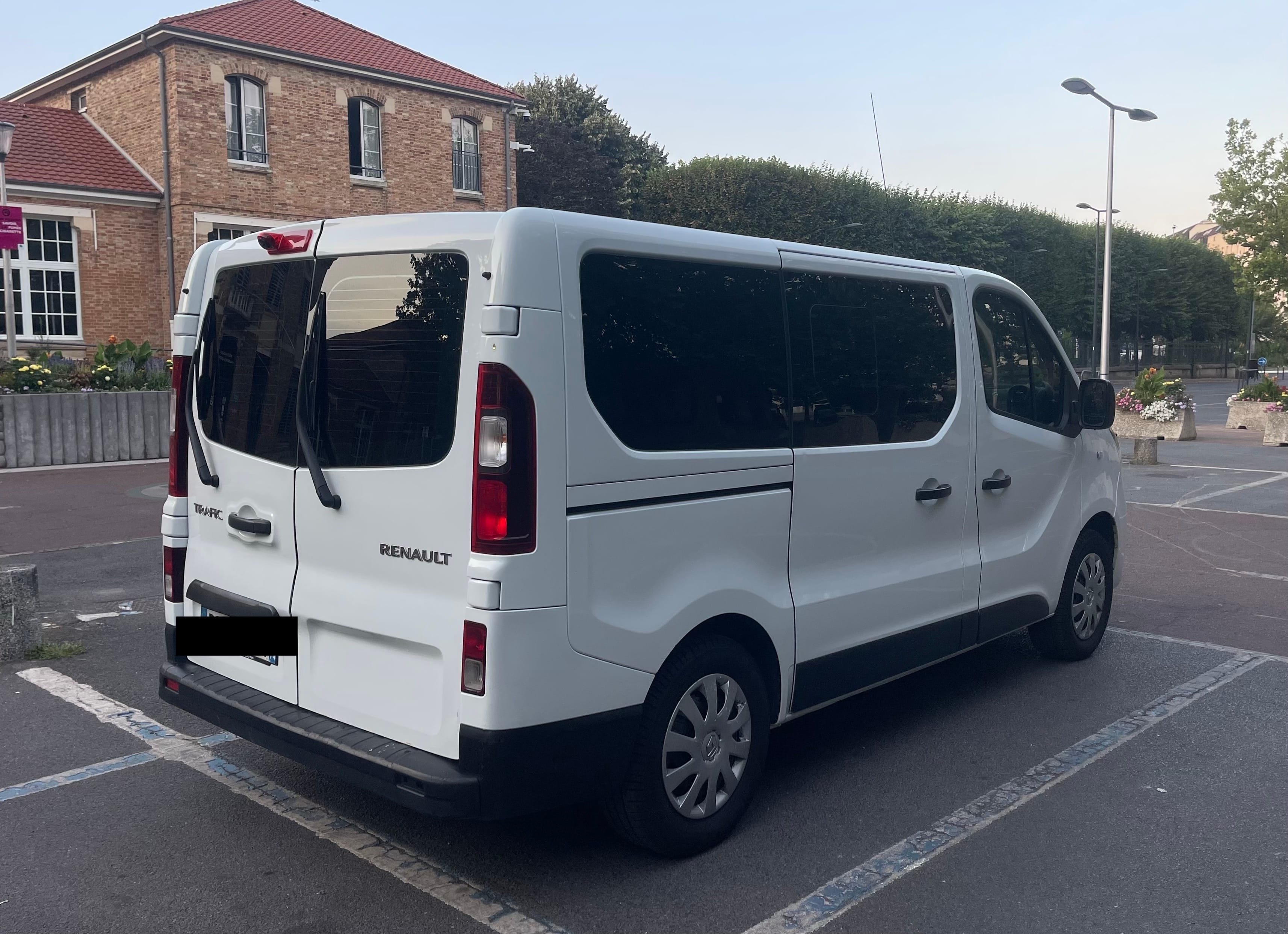 Renault Trafic Passenger avec GPS