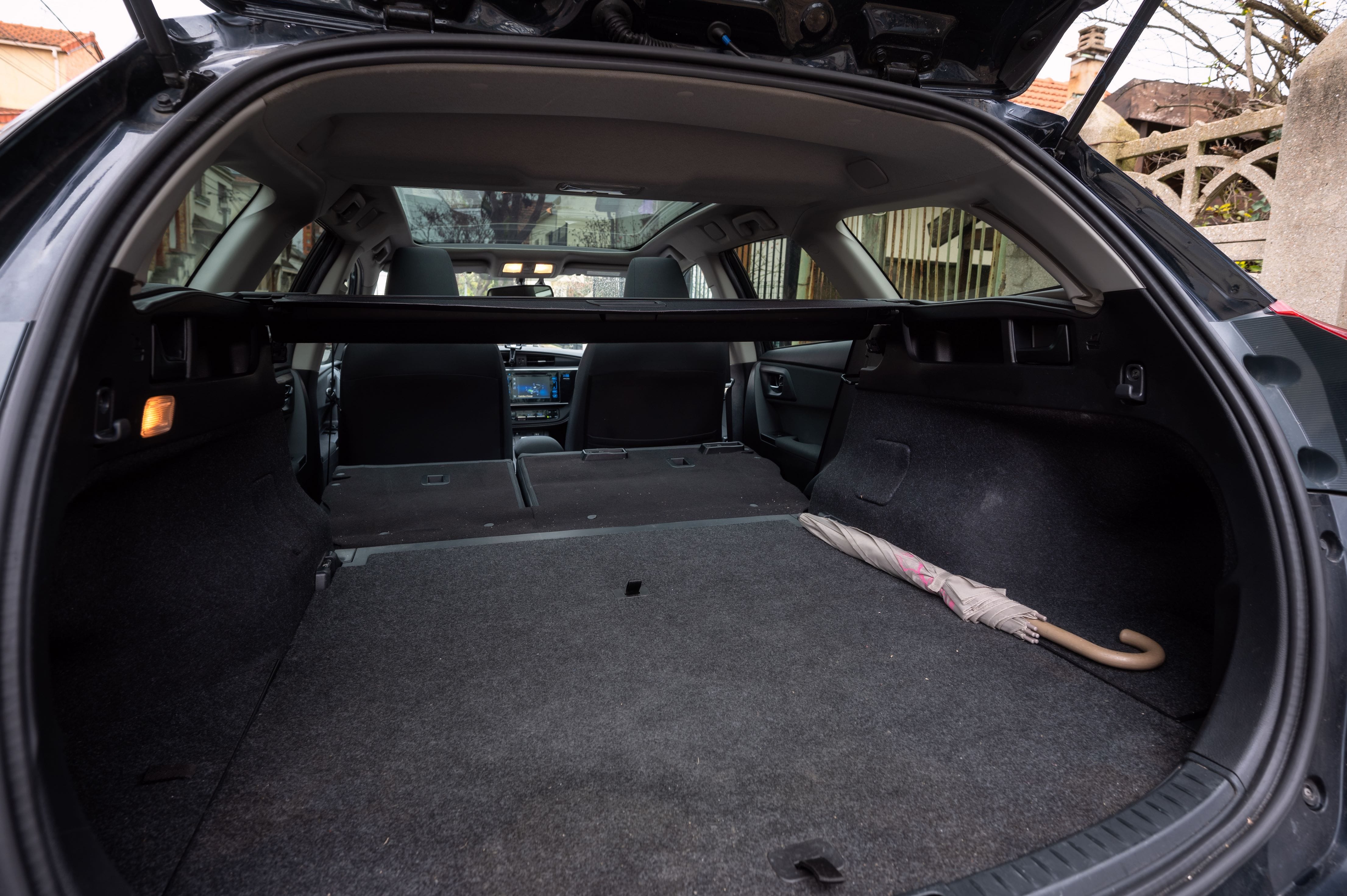 Toyota Auris Touring Sports avec Entrée audio / iPod