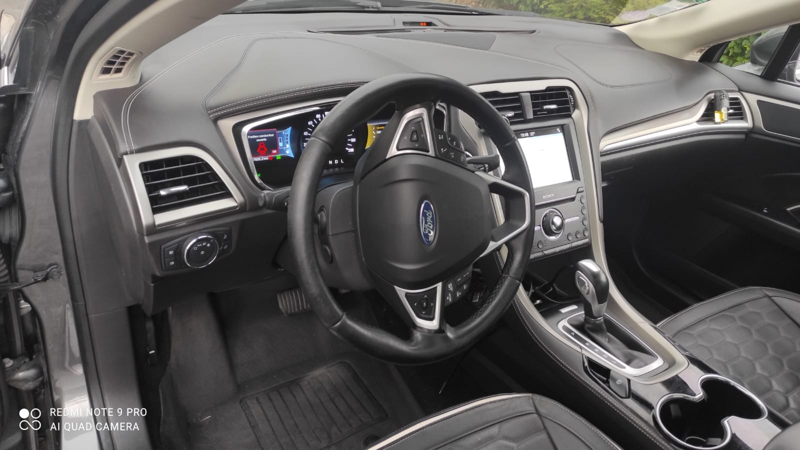 Ford Mondeo Hybride avec Régulateur de vitesse