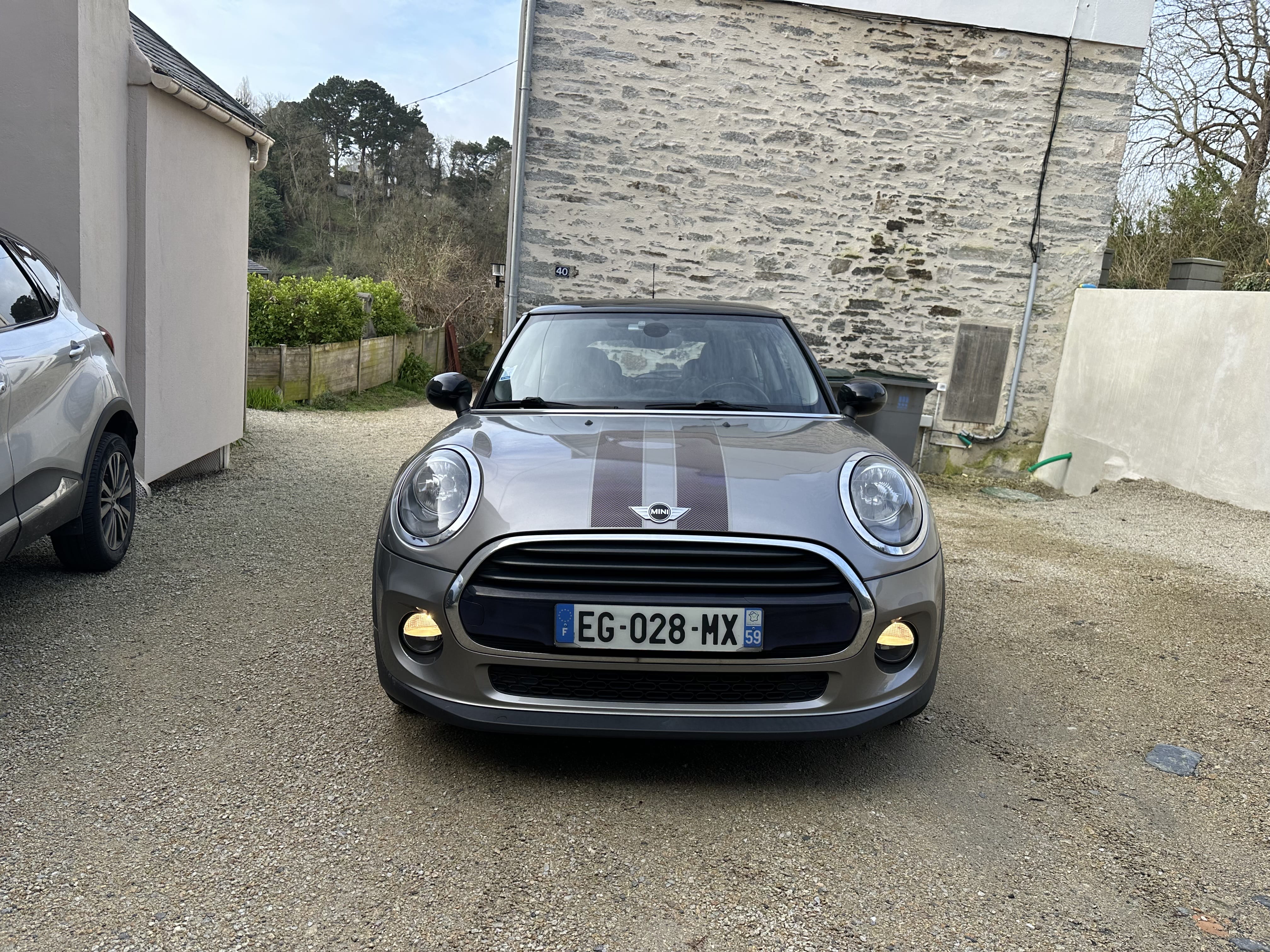 Mini Cooper 3 portes avec Audio Bluetooth