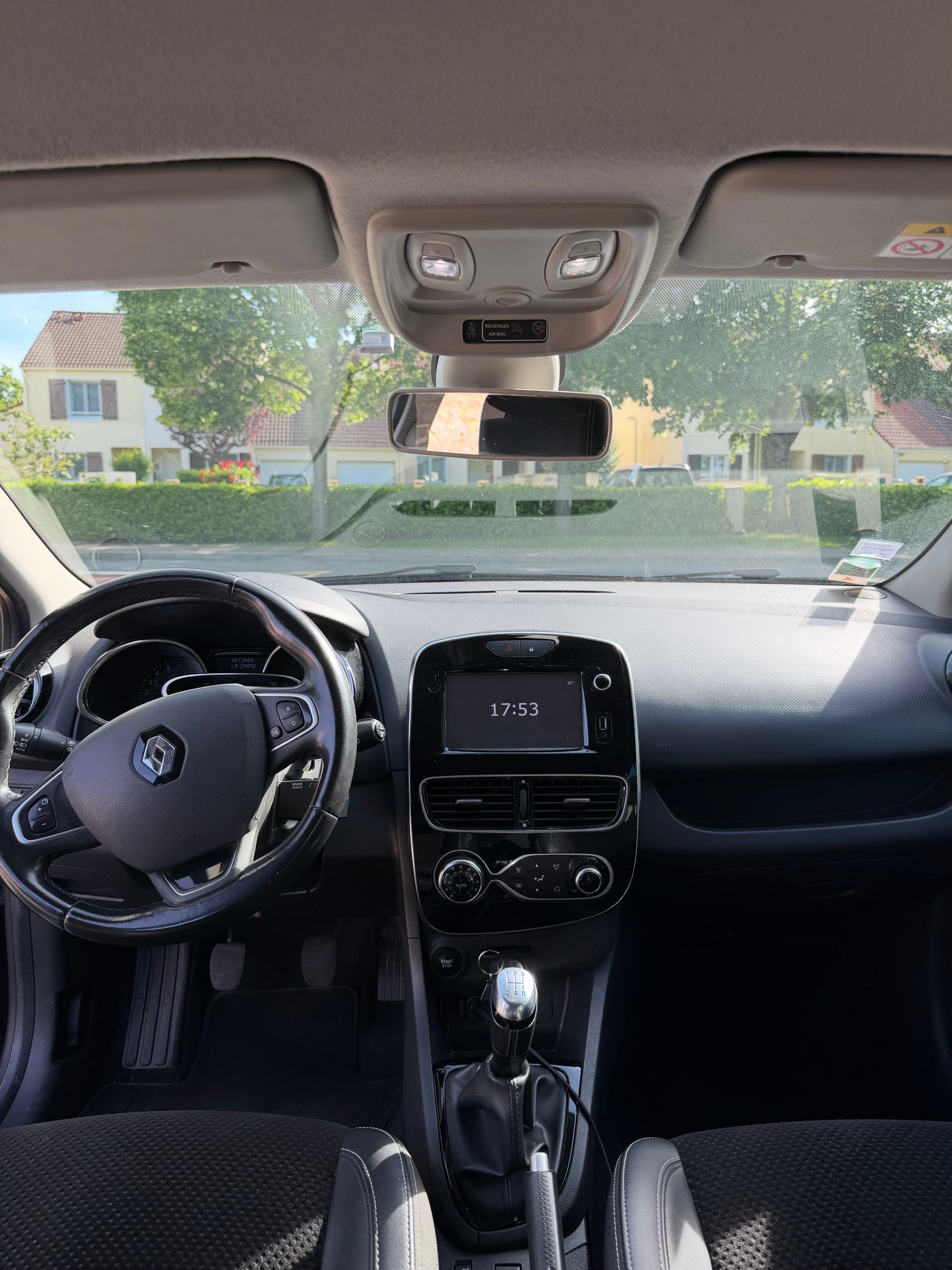 Renault Clio avec Régulateur de vitesse